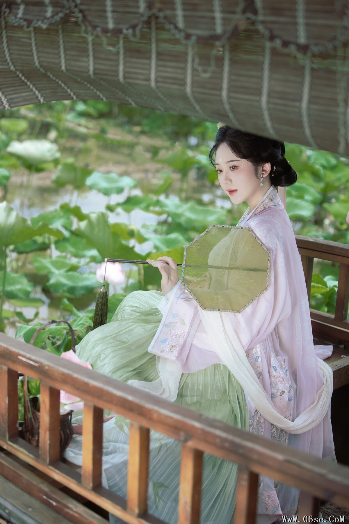 图片[18]-YiTuYu艺图语 Vol.7380 Shen Shi Si[25P]-六色网