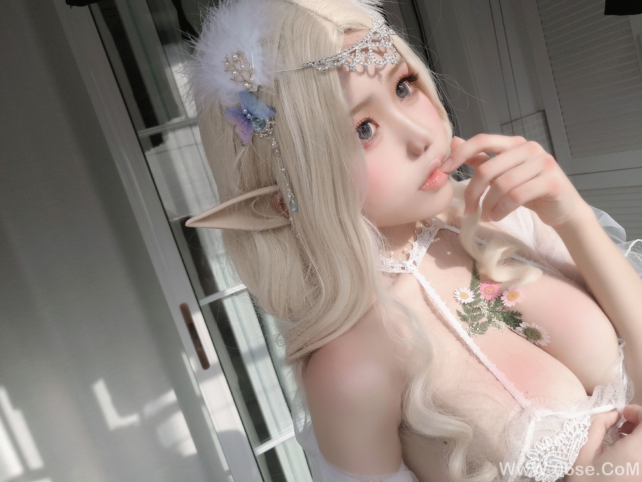 图片[14]-一笑芳香沁写真 少女与花[25P]-六色网
