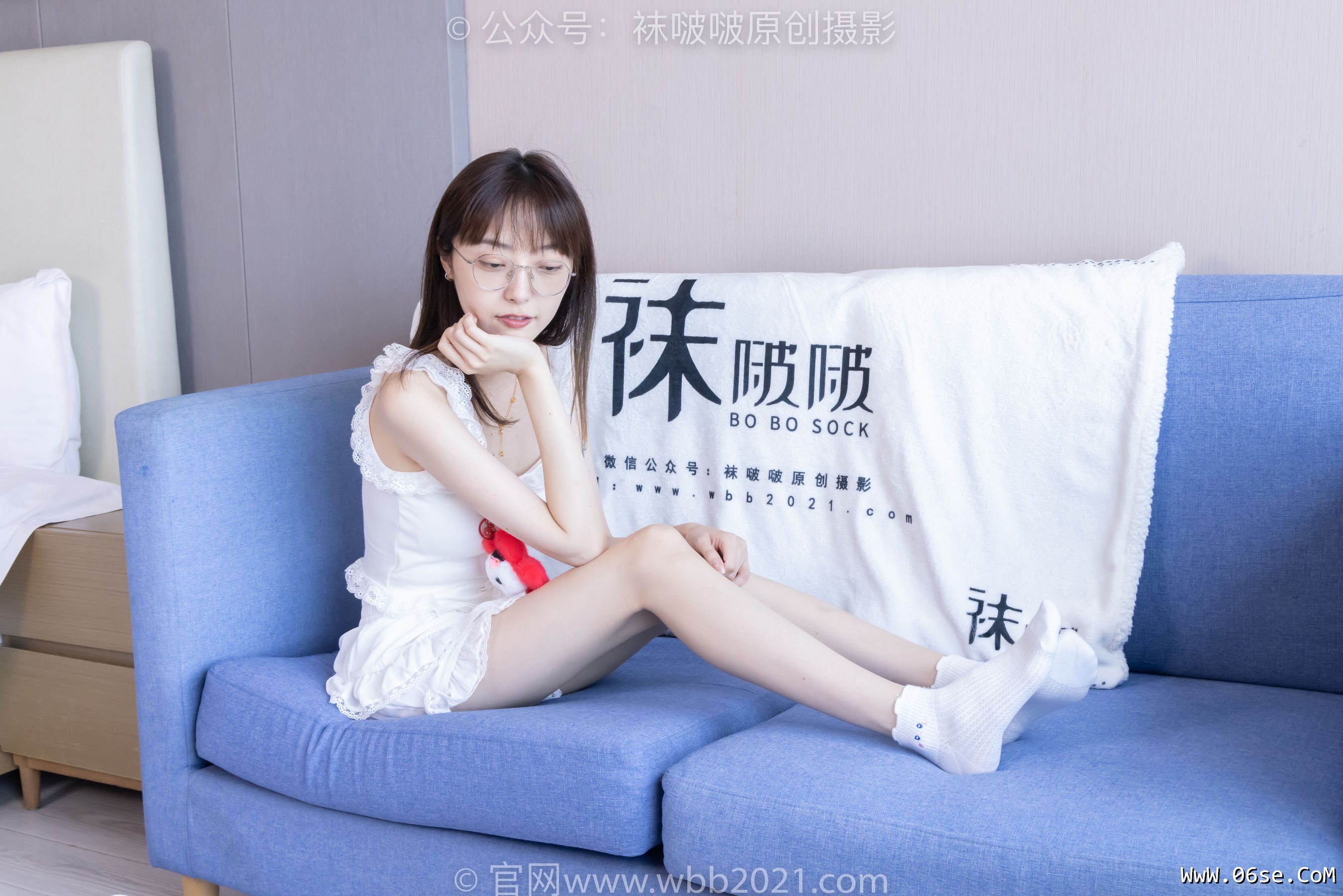 图片[131]-BoBoSocks袜啵啵 No.417 稚予 – 板鞋、白棉袜、裸足、裸足部分脚底抹精油[199P]-六色网