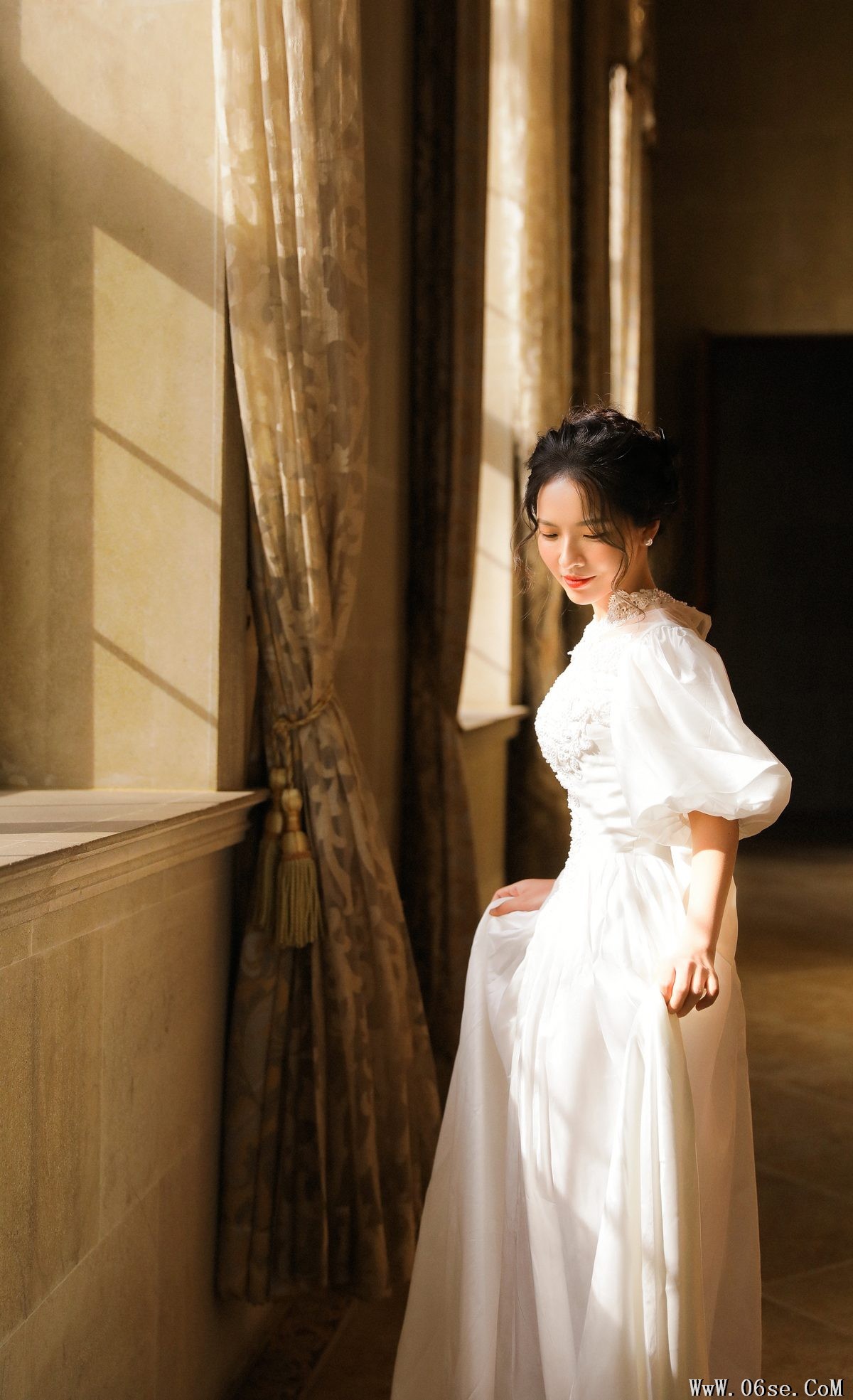 图片[18]-YiTuYu艺图语 Vol.3408 Xiao Xiao Chong Laura[28P]-六色网