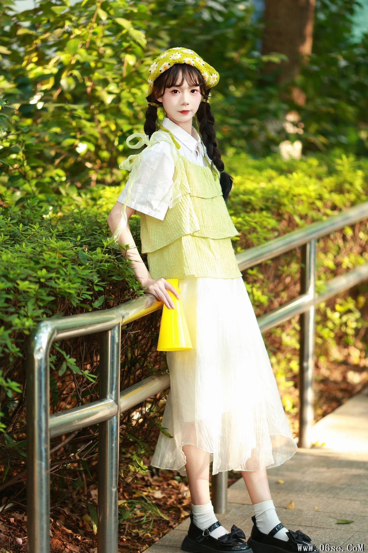 图片[23]-YiTuYu艺图语 Vol.5838 Guan Ning[38P]-六色网