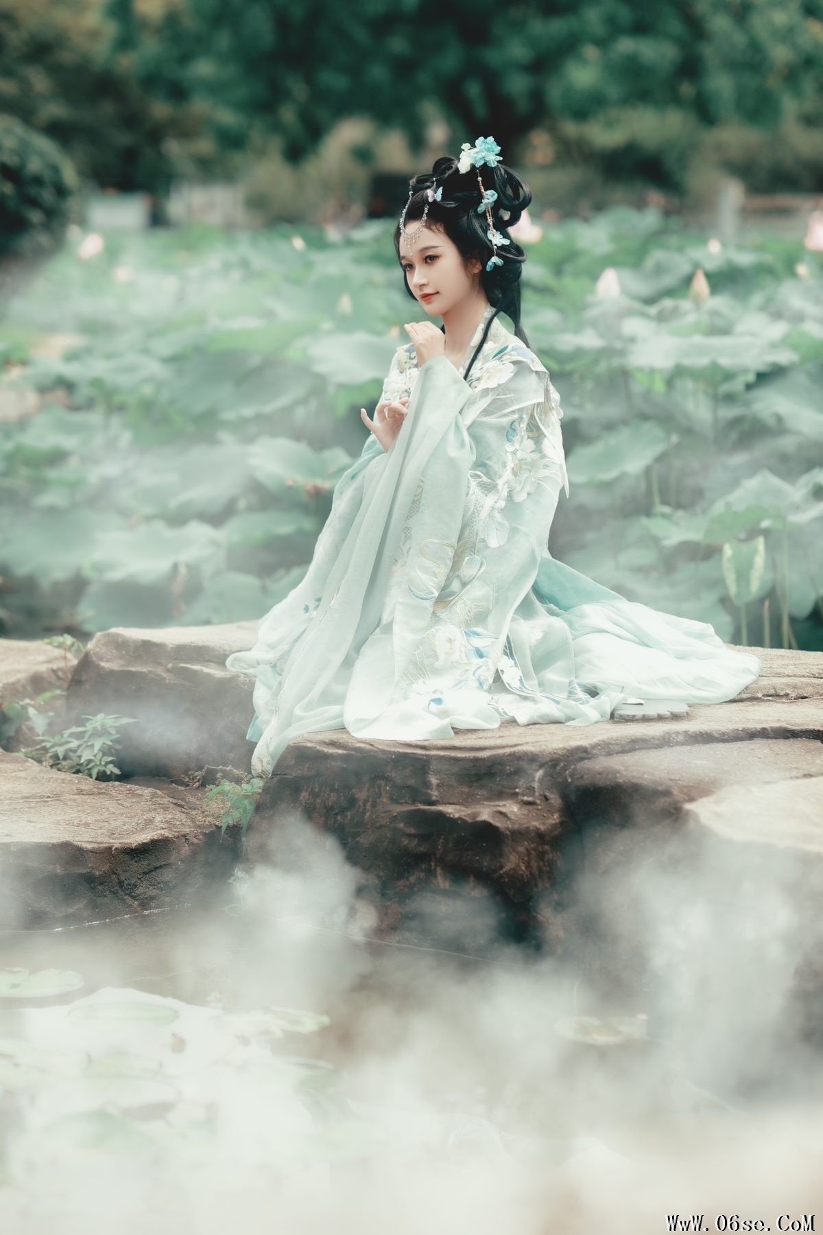 图片[24]-YiTuYu艺图语 Vol.4854 Zhang Yu[31P]-六色网