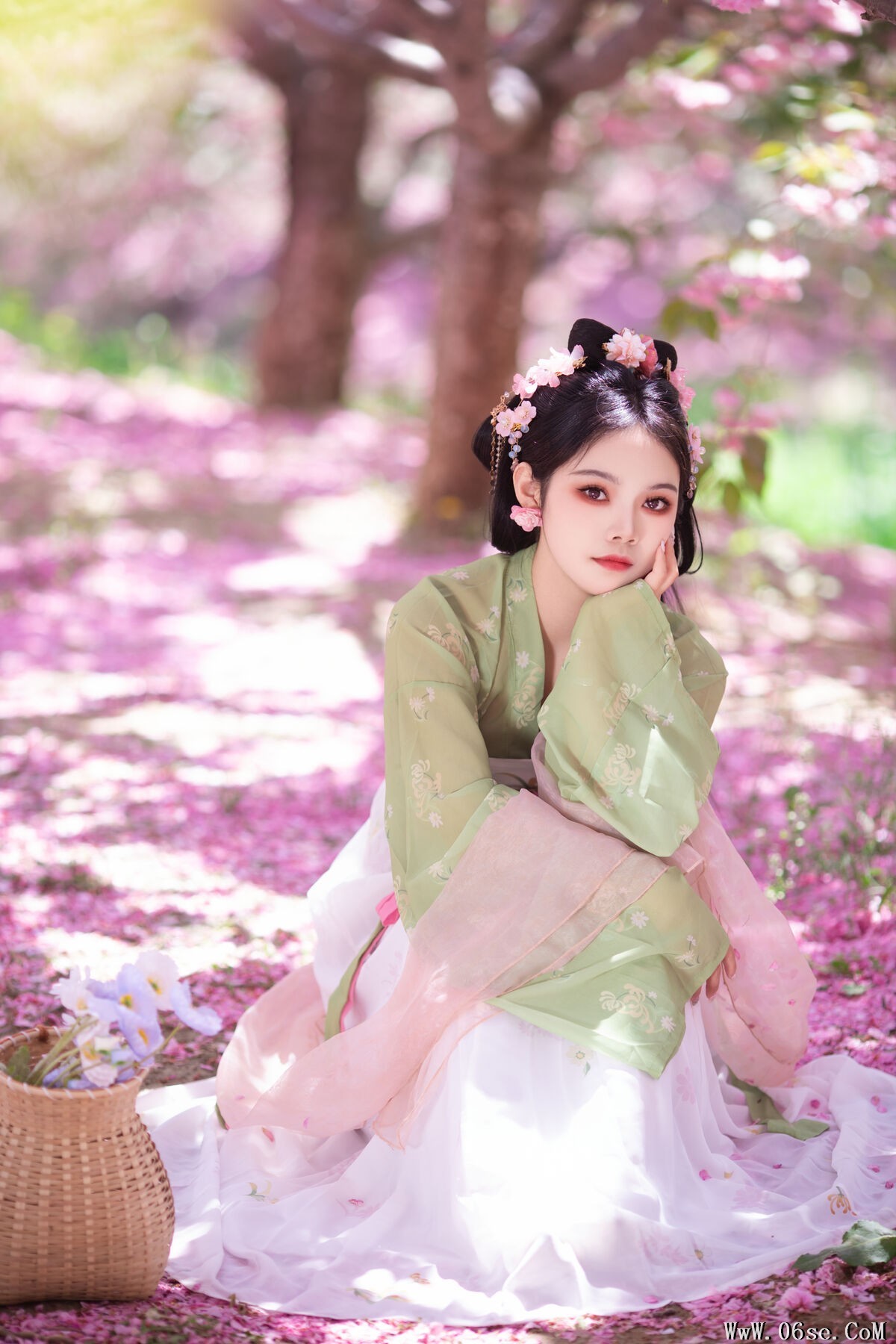 图片[8]-YiTuYu艺图语 Vol.7102 Wan Yi[23P]-六色网
