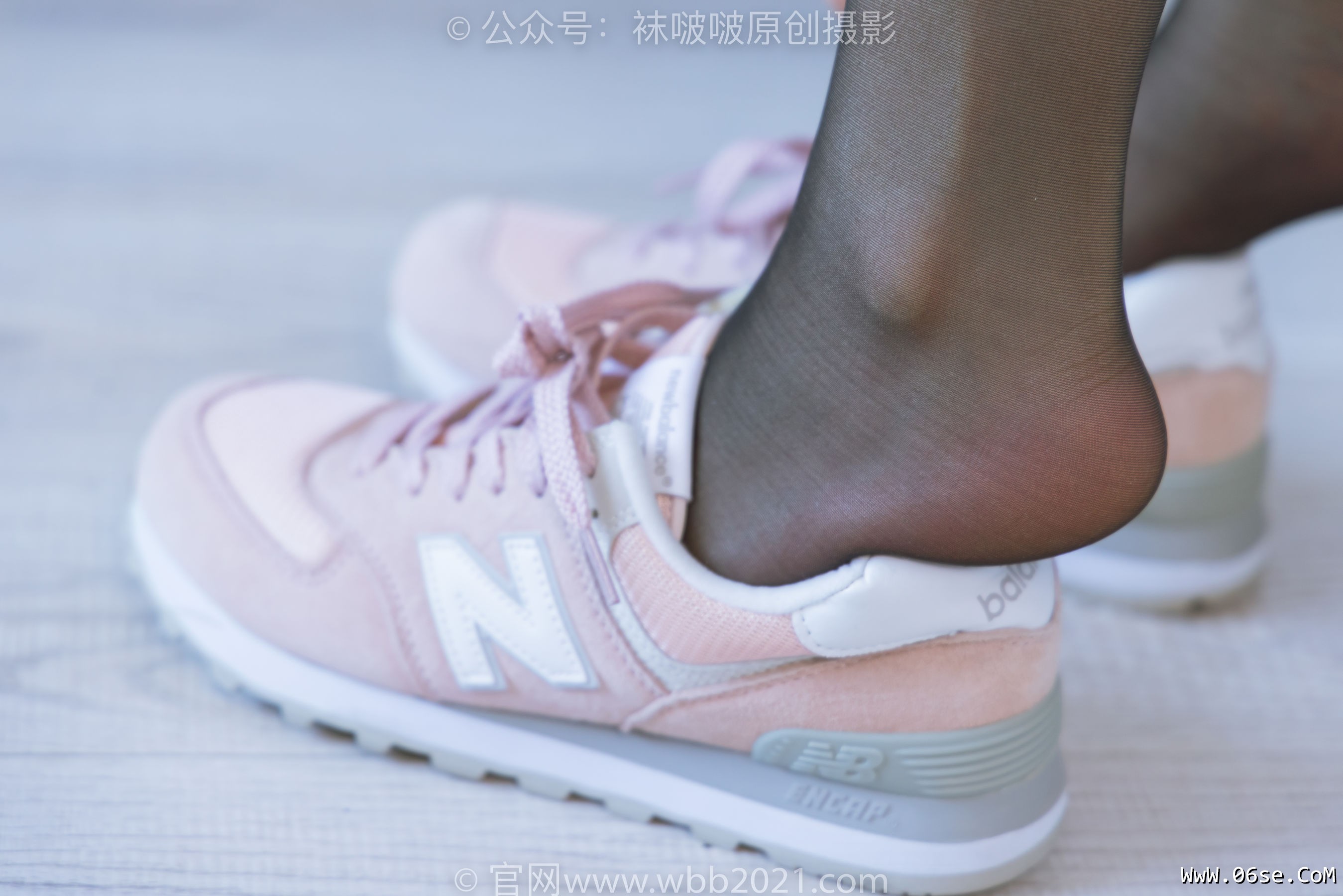 图片[20]-BoBoSocks袜啵啵 No.273 小沫 -运动鞋、粉色棉袜、黑丝[143P]-六色网