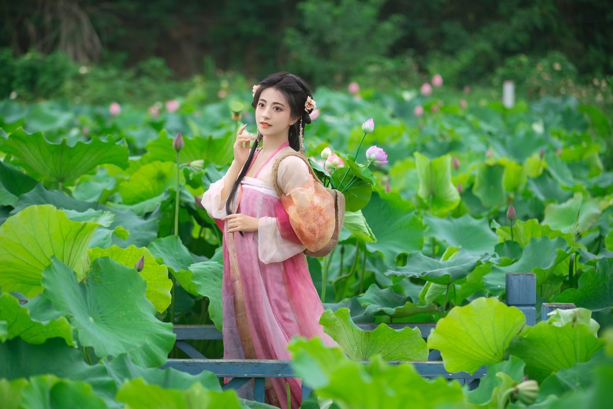 图片[27]-YiTuYu艺图语 Vol.5102 Wan Wan[53P]-六色网