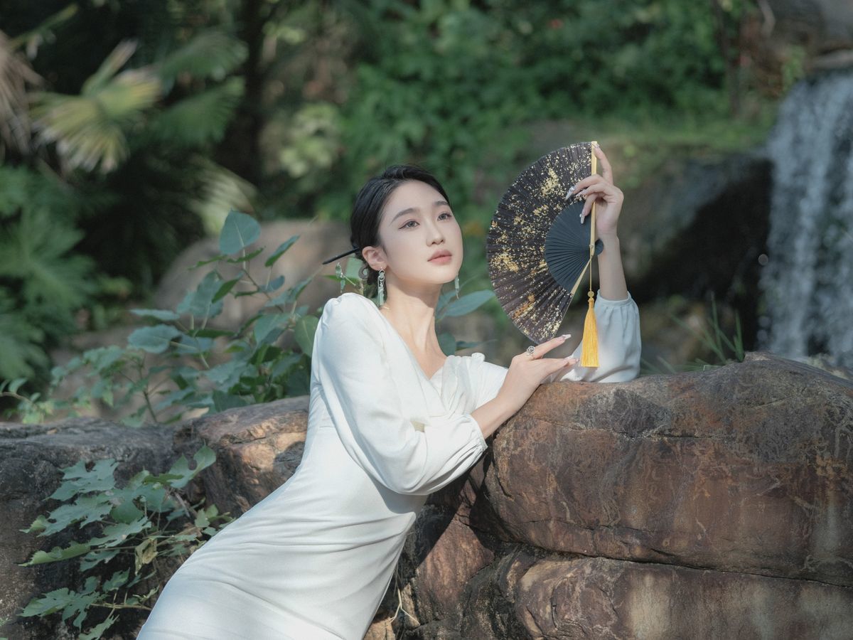 图片[44]-YiTuYu艺图语 Vol.3251 Likeu[47P]-六色网