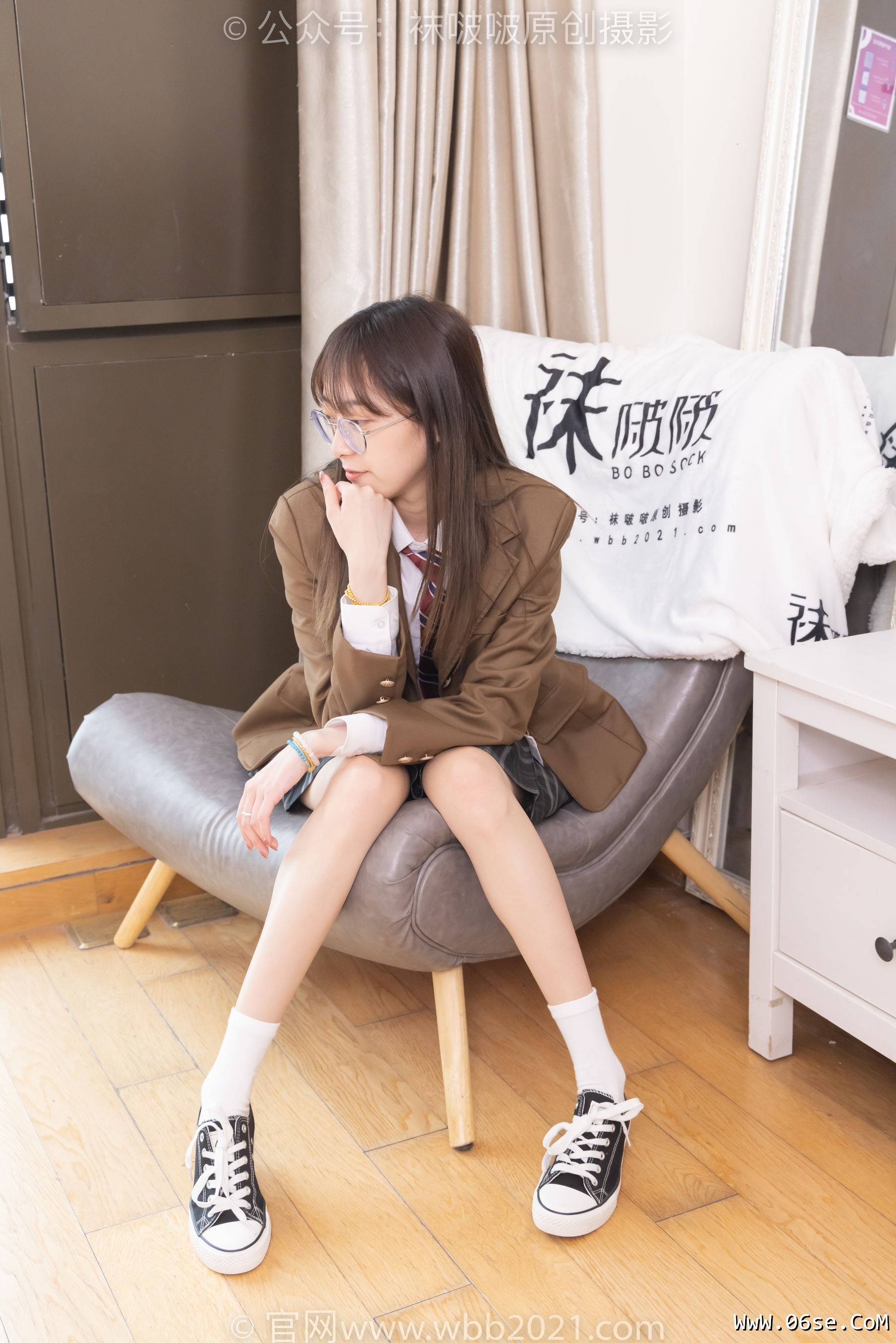 图片[11]-BoBoSocks袜啵啵 No.370 稚予 -板鞋、白棉袜、灰色棉船袜[140P]-六色网