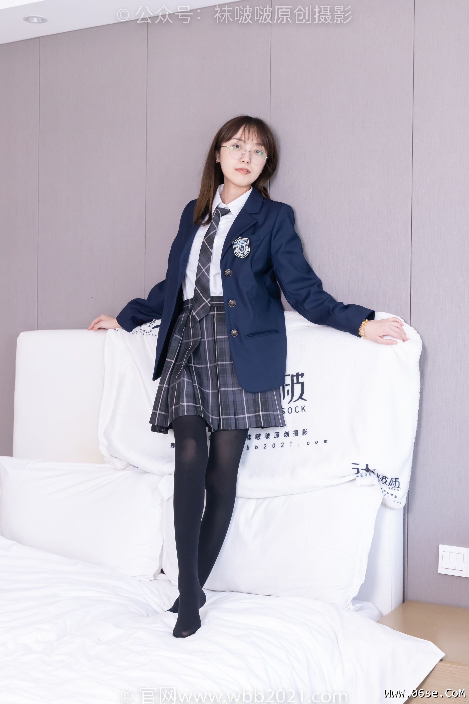 图片[38]-BoBoSocks袜啵啵 No.432 稚予 -皮鞋、厚黑丝、jk制服[184P]-六色网