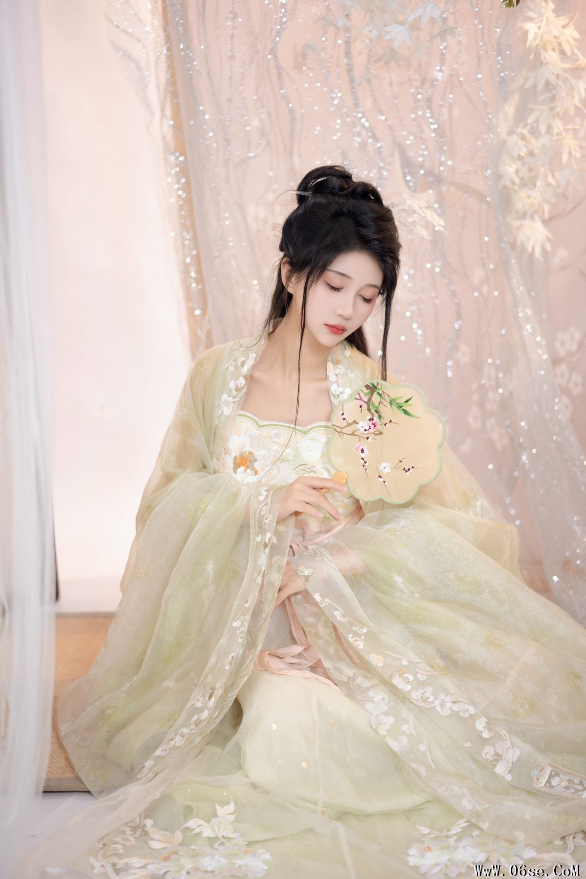 图片[10]-YiTuYu艺图语 Vol.4143 Qi Luo Sheng De Xiao Su Su[28P]-六色网