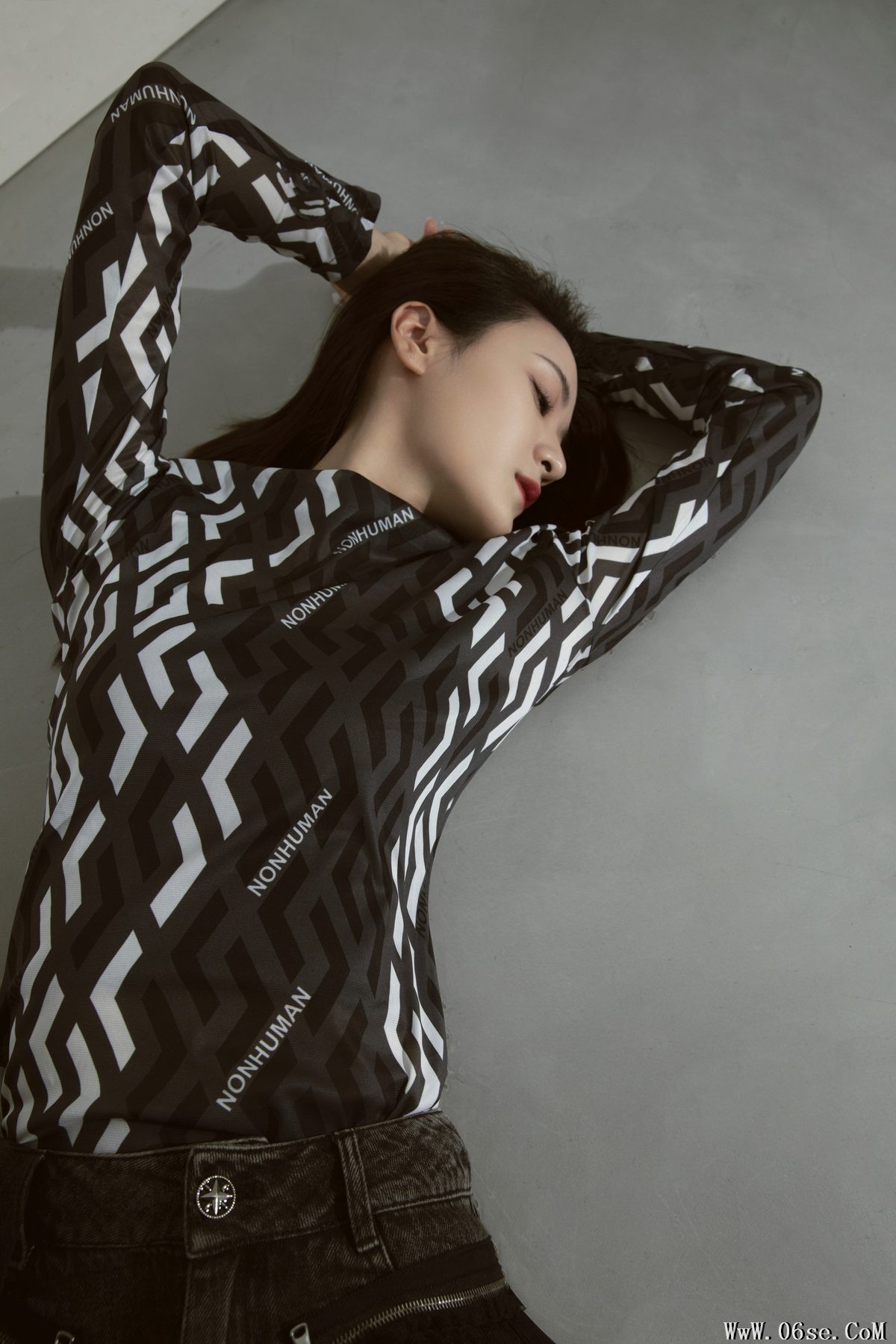 图片[28]-YiTuYu艺图语 Vol.5517 Zhou Xu Xu[37P]-六色网