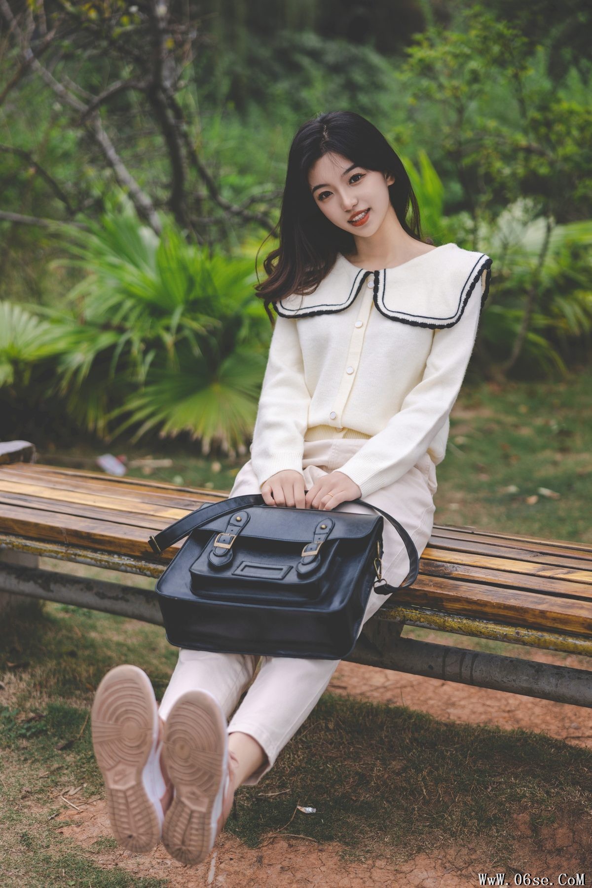 图片[15]-YiTuYu艺图语 Vol.4762 Aka Ki Qing Ko[28P]-六色网