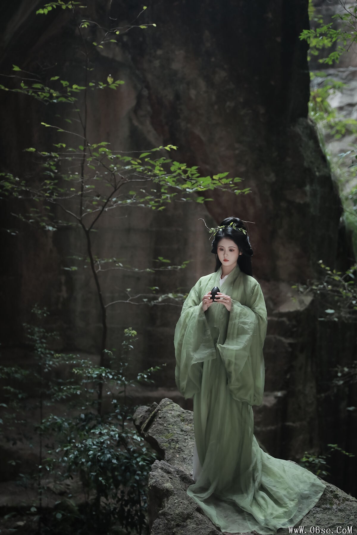 图片[17]-YiTuYu艺图语 Vol.7764 He Xiang Gu[26P]-六色网