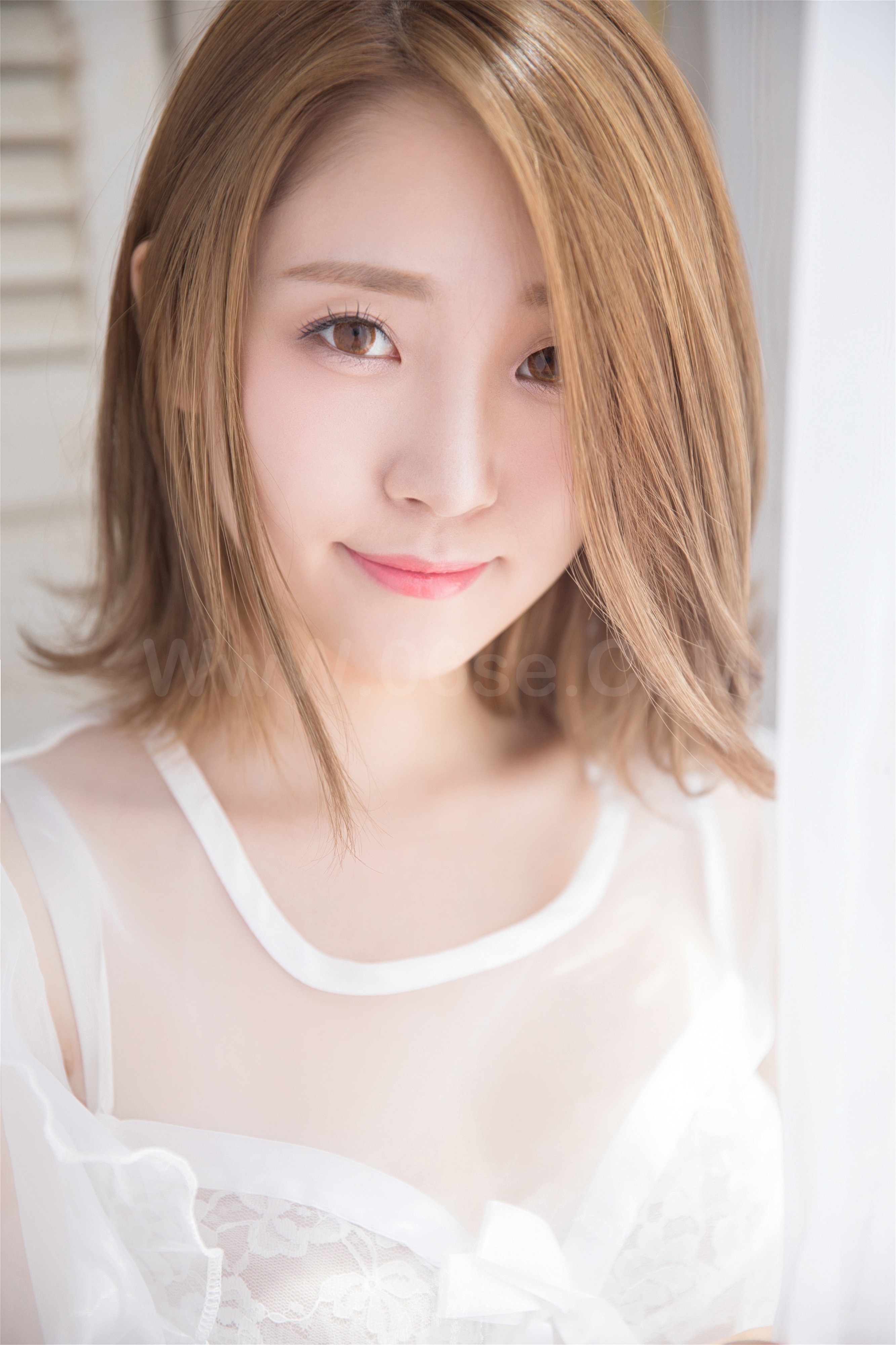 图片[33]-雅拉伊 – 《一颦一笑》[34P]-六色网