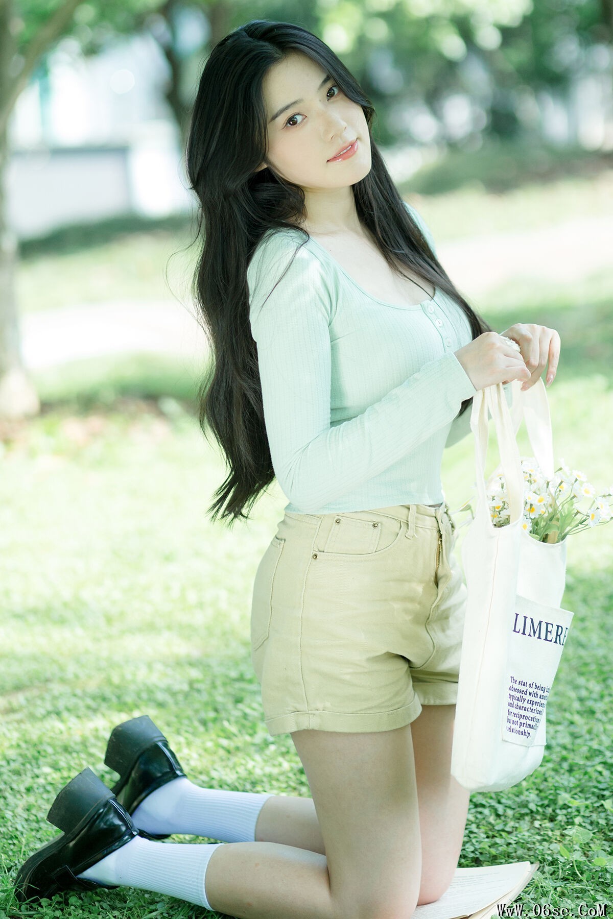 YiTuYu艺图语 Vol.7583 Jing Jing Jing[29P]-六色网