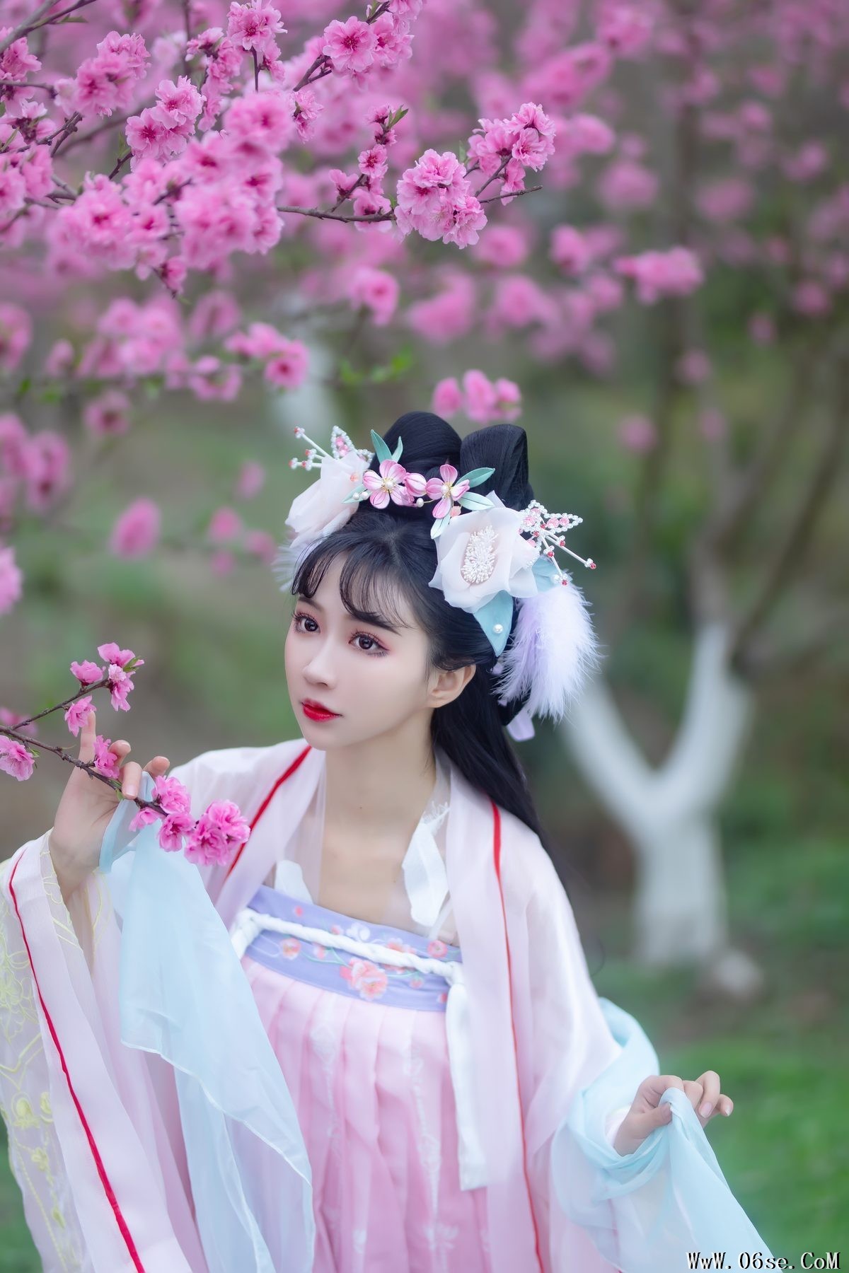 图片[22]-YiTuYu艺图语 Vol.4343 Qi Luo Sheng De Xiao Su Su[29P]-六色网
