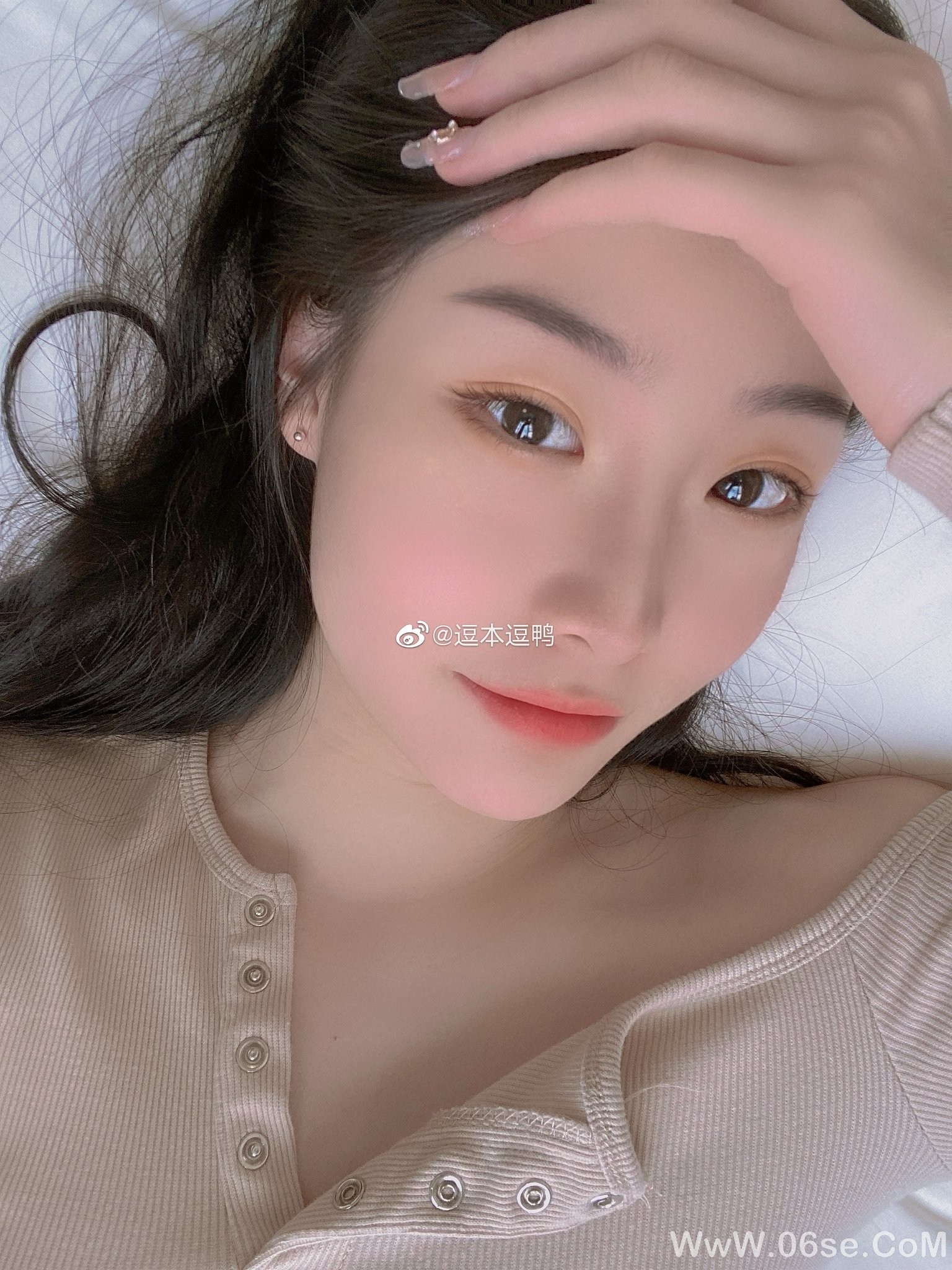图片[84]-逗本逗鸭早期(整容前)诱惑私拍[211P]-六色网