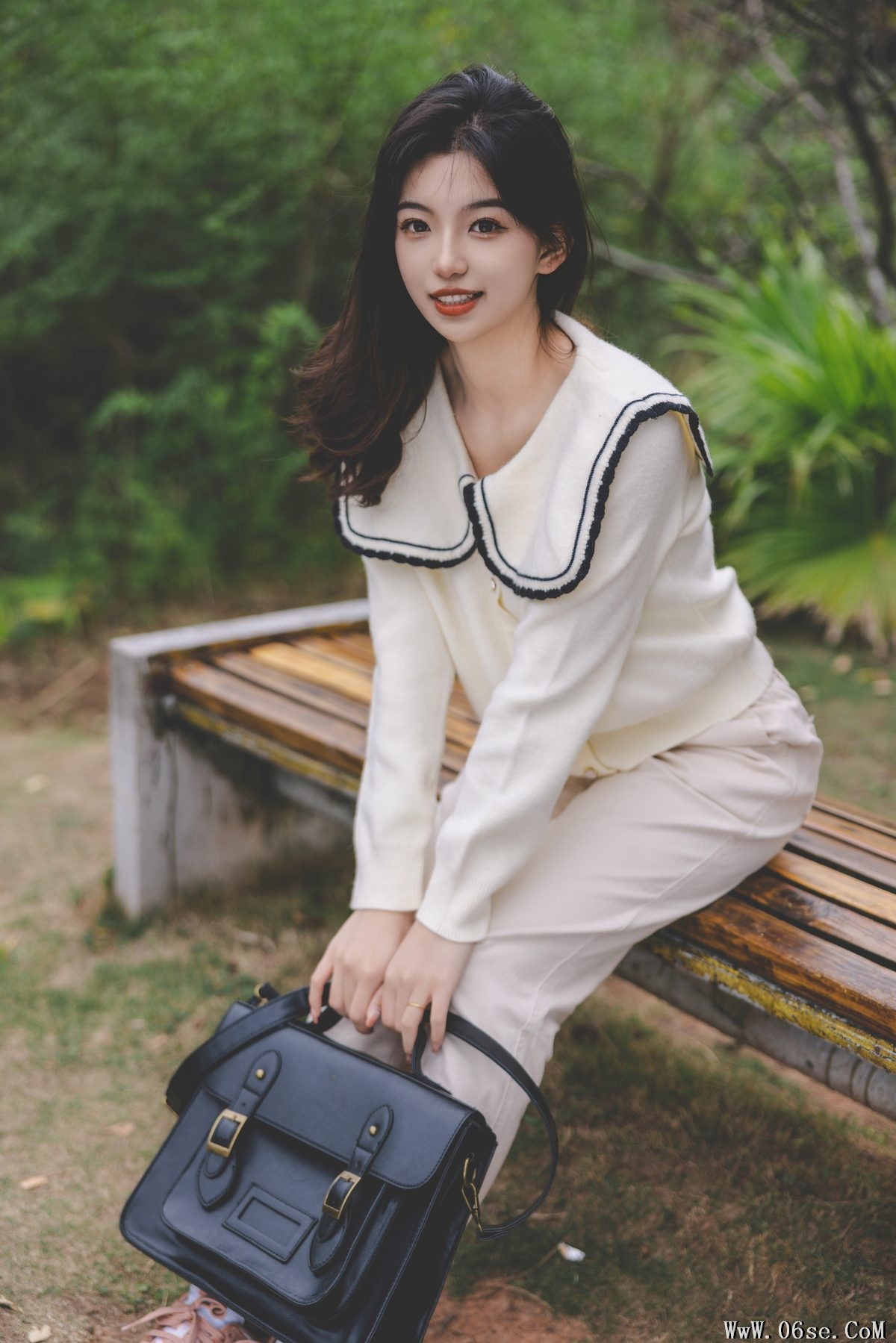图片[26]-YiTuYu艺图语 Vol.4762 Aka Ki Qing Ko[28P]-六色网