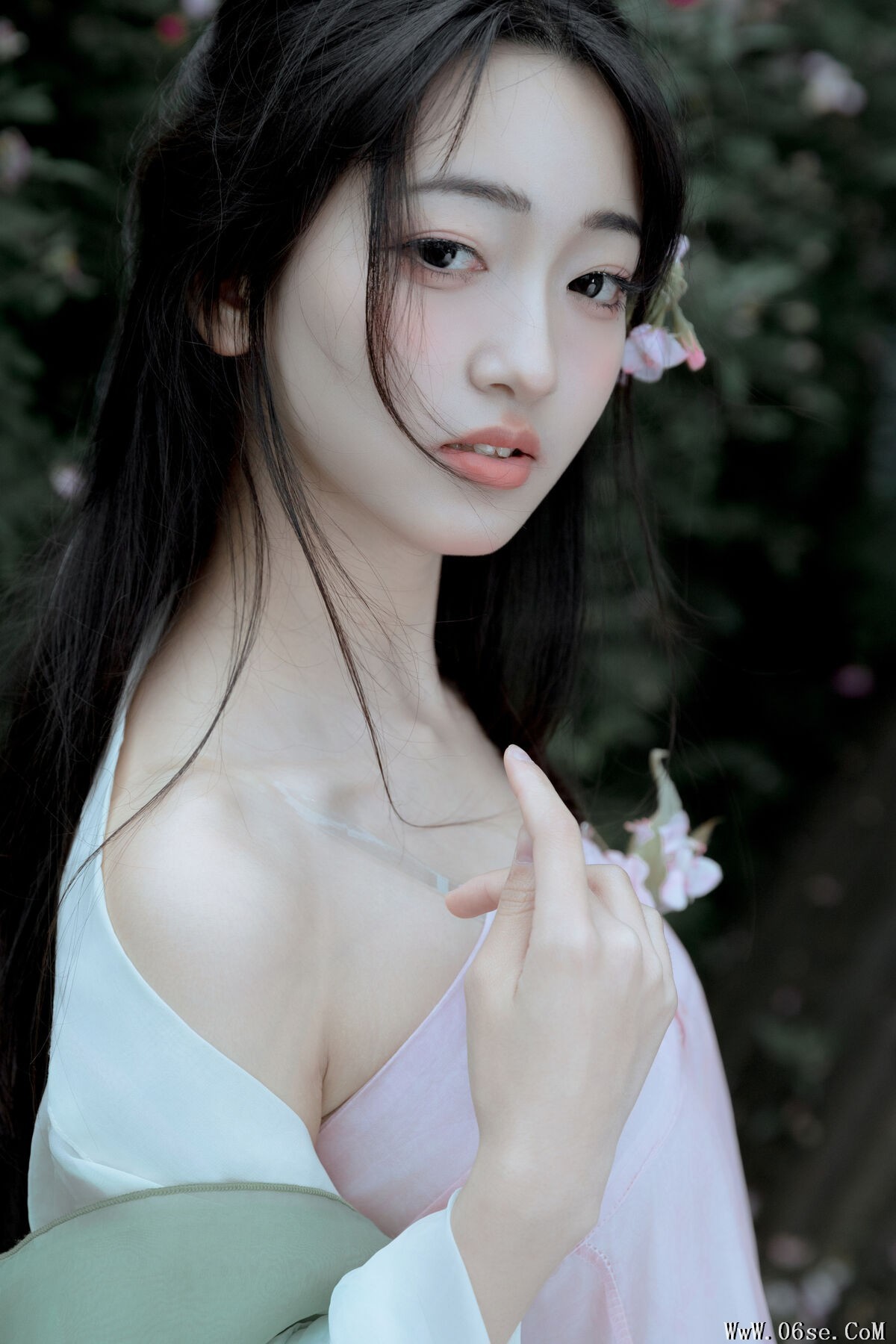 图片[25]-YiTuYu艺图语 Vol.6893 Leng Ku Wang Ye[25P]-六色网