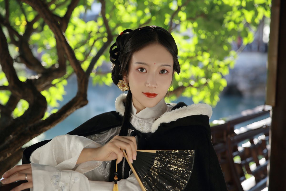 图片[24]-YiTuYu艺图语 Vol.4222 Xiao Pi Pa Zai Jiang Hu[35P]-六色网