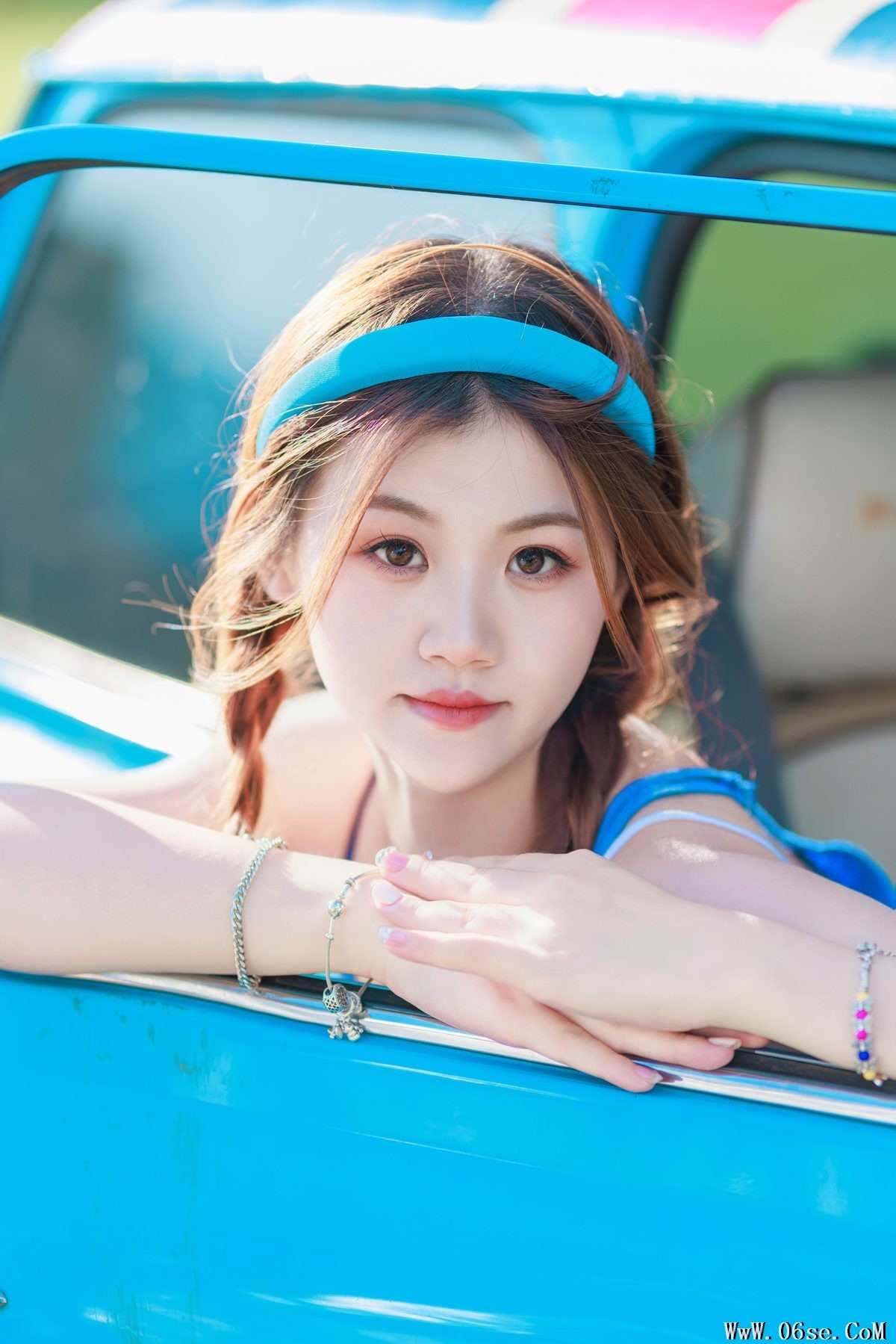图片[16]-YiTuYu艺图语 Vol.4899 Bu Zai[49P]-六色网