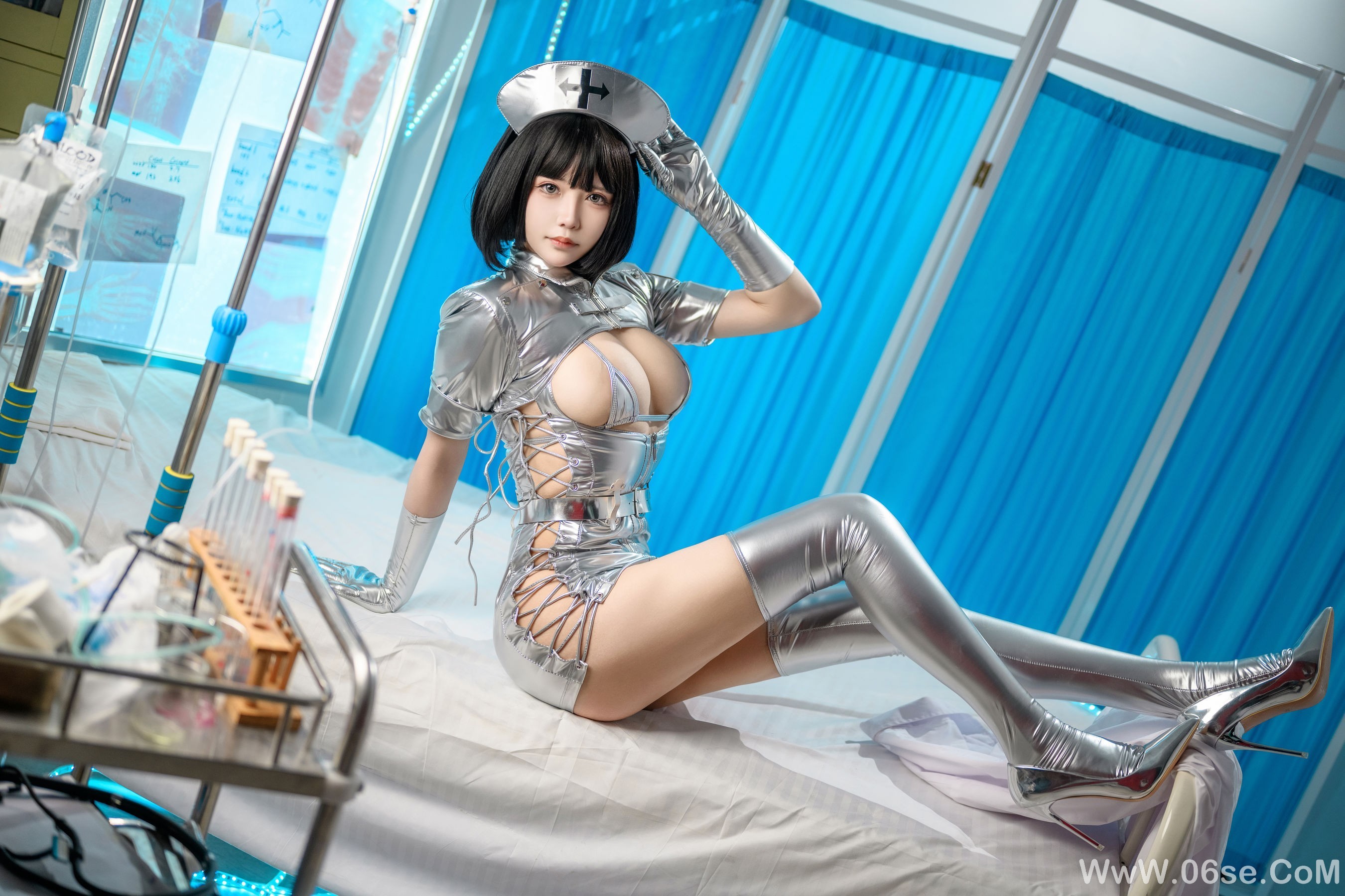图片[9]-二次元妹子抱走莫子aa – 银护士[52P]-六色网