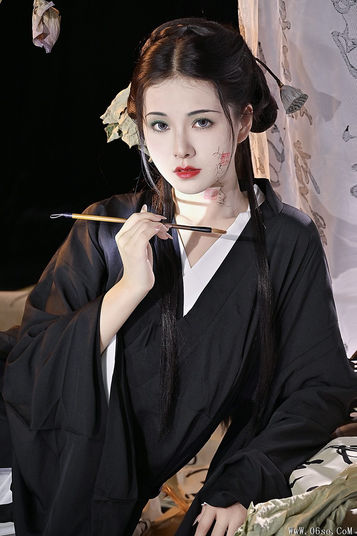 YiTuYu艺图语 Vol.5086 Yi Yi Bu Xiang Zhang Pang Pang[31P]-六色网