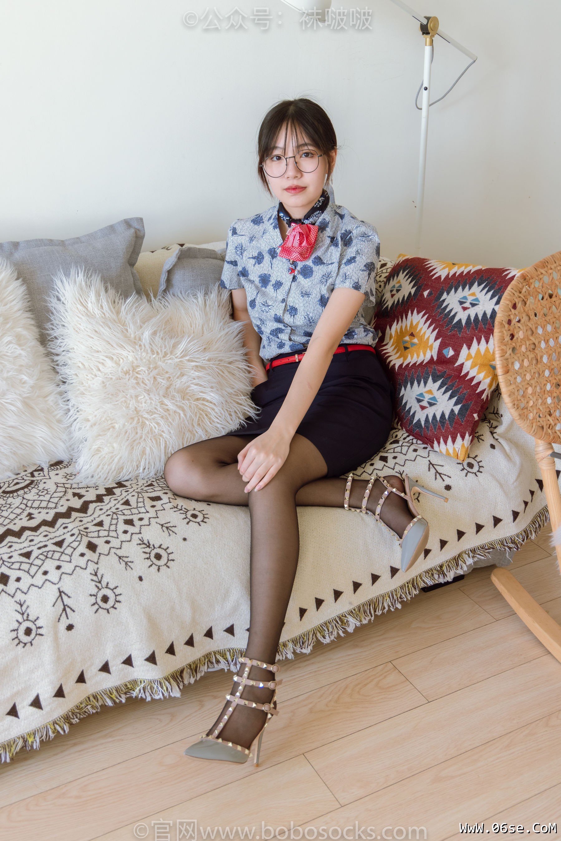 图片[19]-BoBoSocks袜啵啵 No.087 小甜豆-空姐制服、高跟鞋、黑丝[130P]-六色网