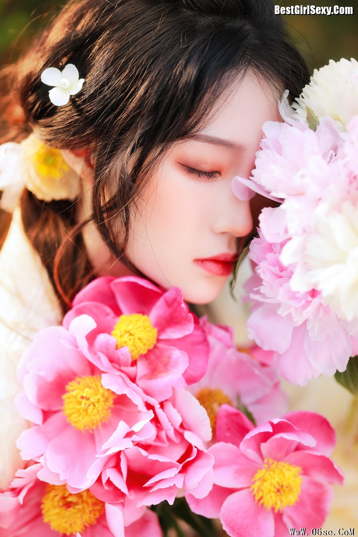 图片[15]-YiTuYu艺图语 Vol.4063 Liu Liu Yang Liu Liu[24P]-六色网