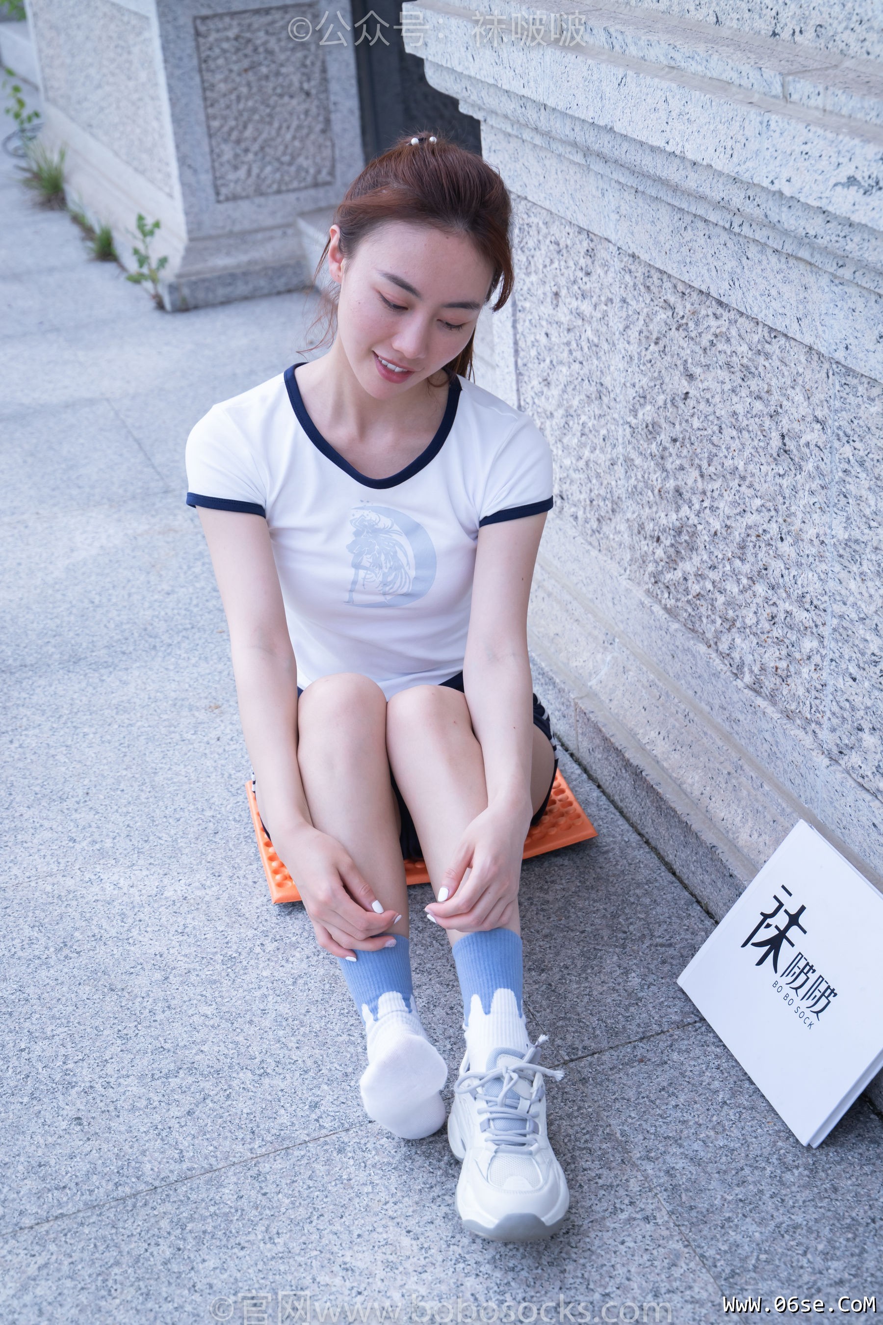 图片[43]-BoBoSocks袜啵啵 No.028 小米-运动鞋、白棉袜、裸足[133P]-六色网