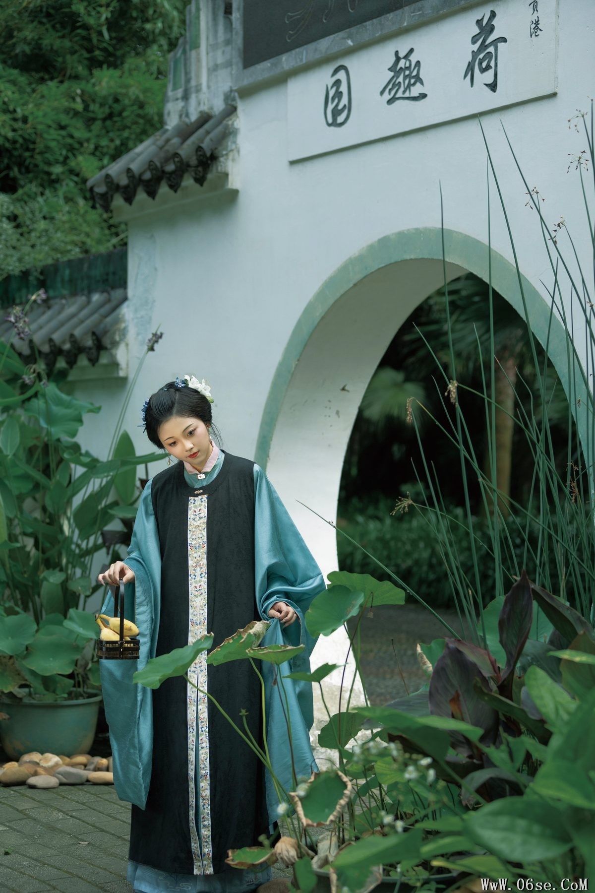图片[4]-YiTuYu艺图语 Vol.5497 Jin Zou Ba[40P]-六色网