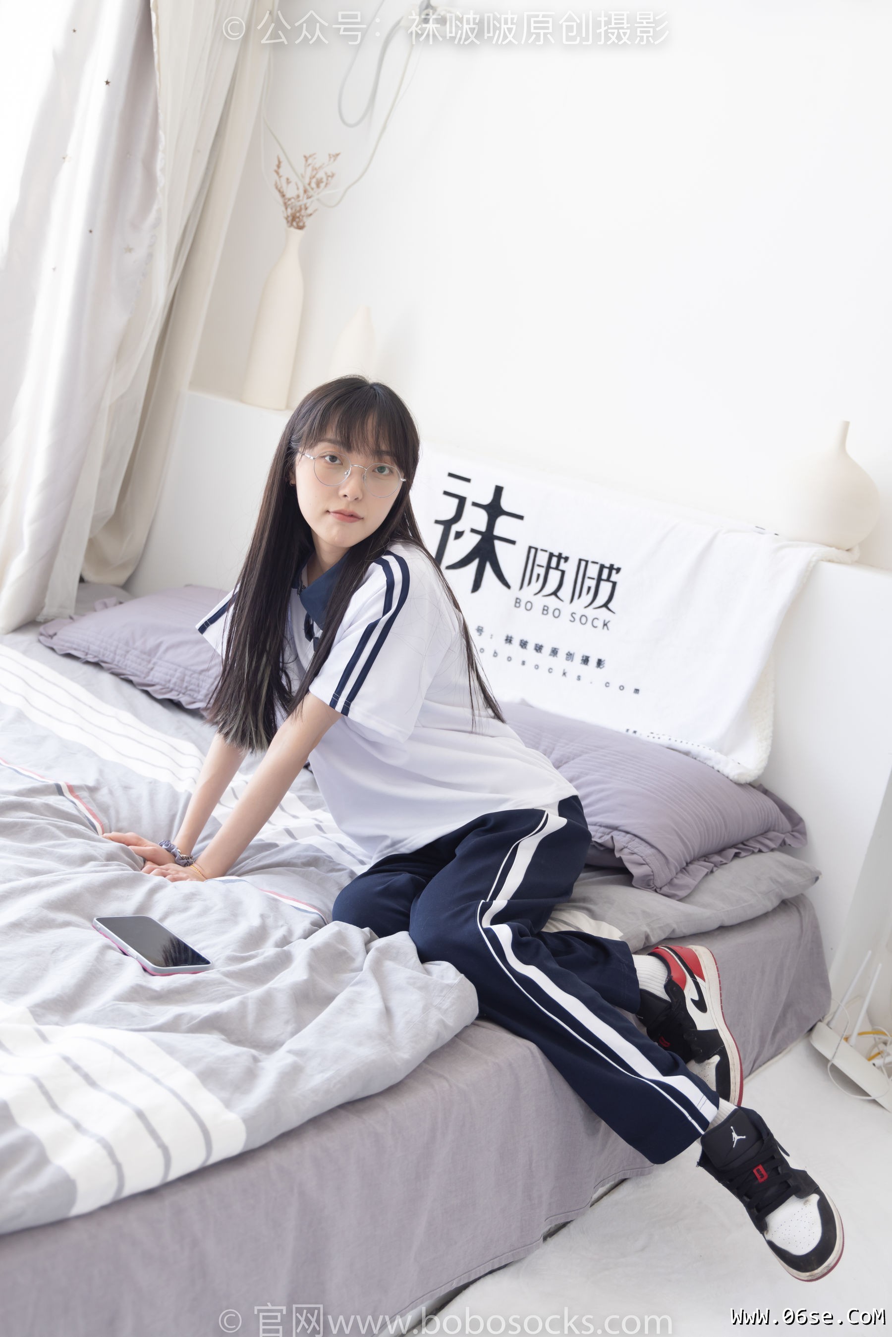 图片[55]-BoBoSocks袜啵啵 No.207 稚予 -aj板鞋、白棉袜、油亮白丝、校服裤里丝[140P]-六色网