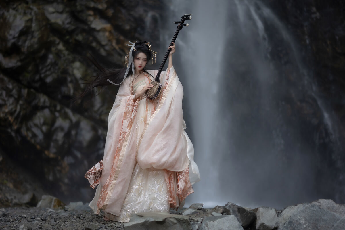 图片[21]-YiTuYu艺图语 Vol.6314 Qi Luo Sheng De Xiao Su Su[27P]-六色网