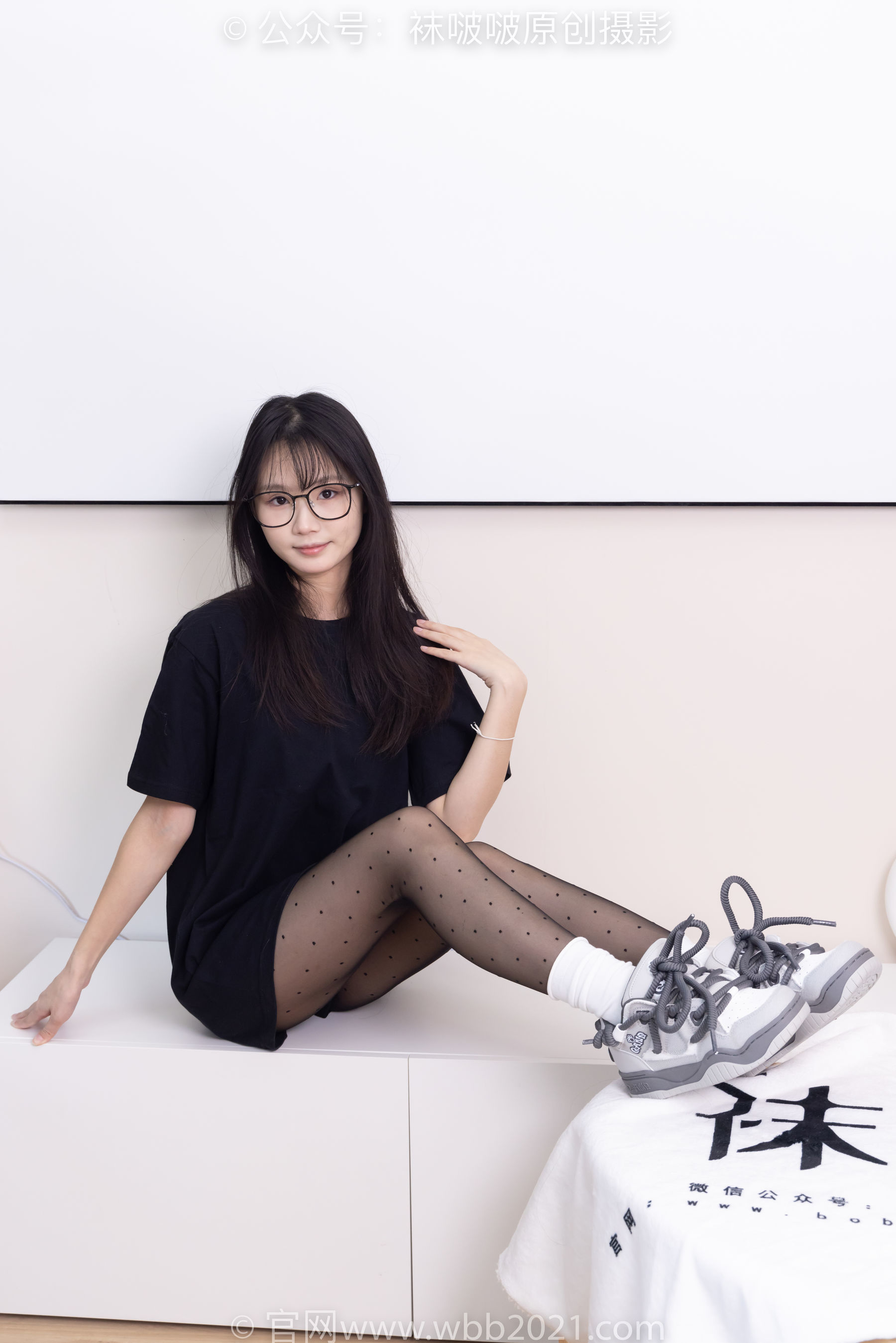 图片[35]-BoBoSocks袜啵啵 No.418 甜甜圈 – 板鞋、白棉袜、波点黑丝[145P]-六色网
