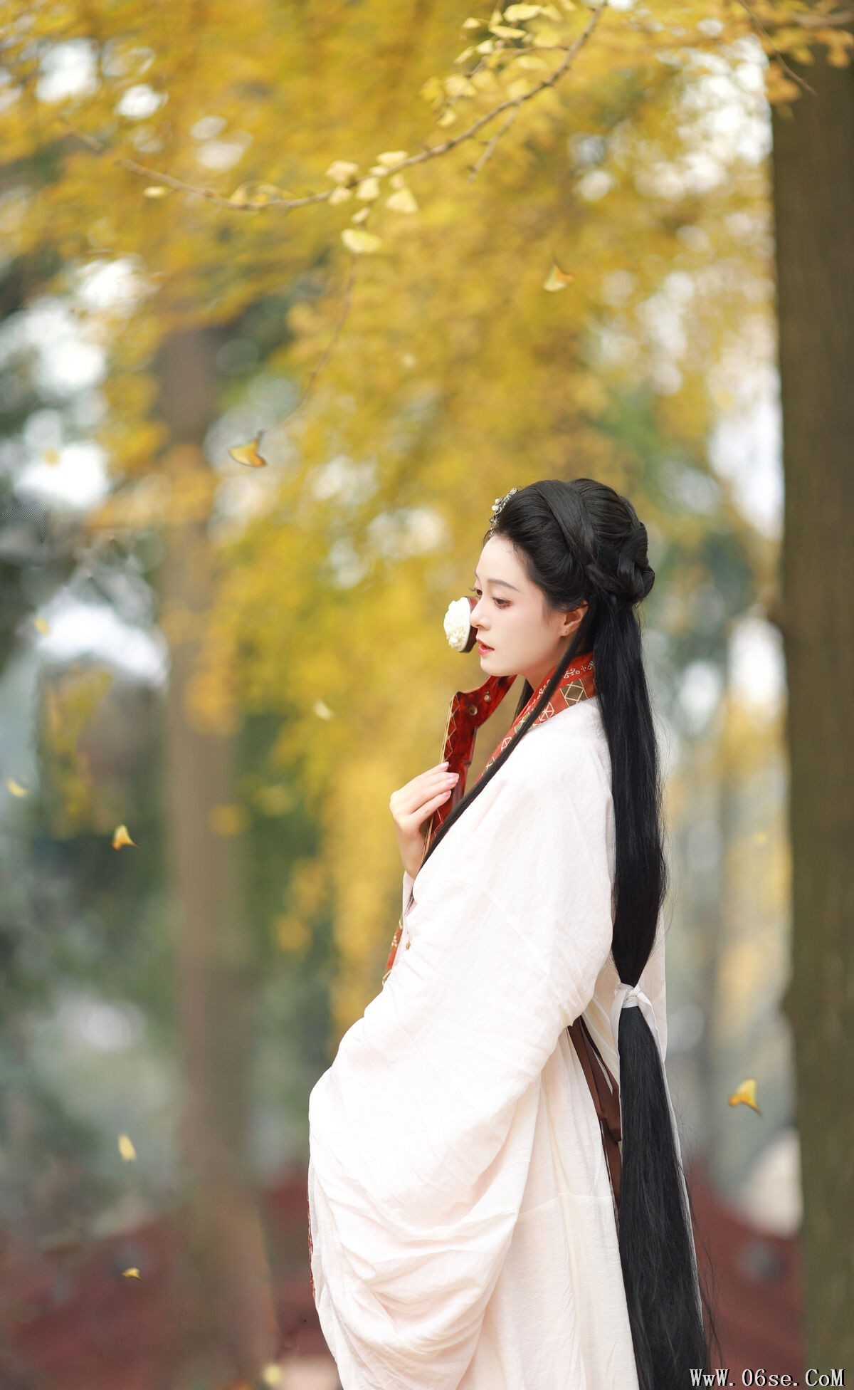 图片[3]-YiTuYu艺图语 Vol.6437 Nu Li Hua Zhuang De Sui Sui[22P]-六色网