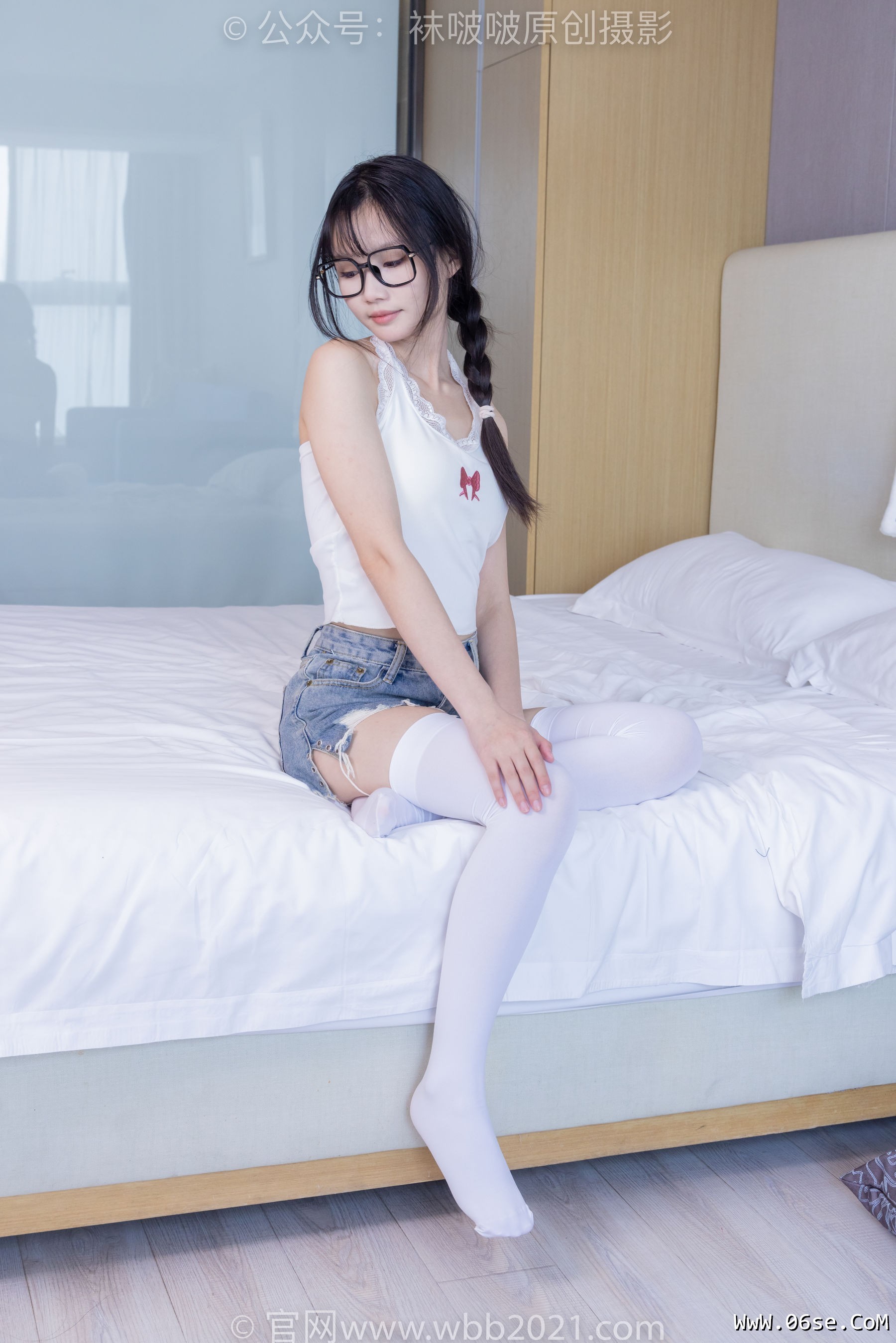 图片[36]-BoBoSocks袜啵啵 No.390 甜甜圈 -板鞋、厚黑丝大腿袜、厚白丝大腿袜[148P]-六色网