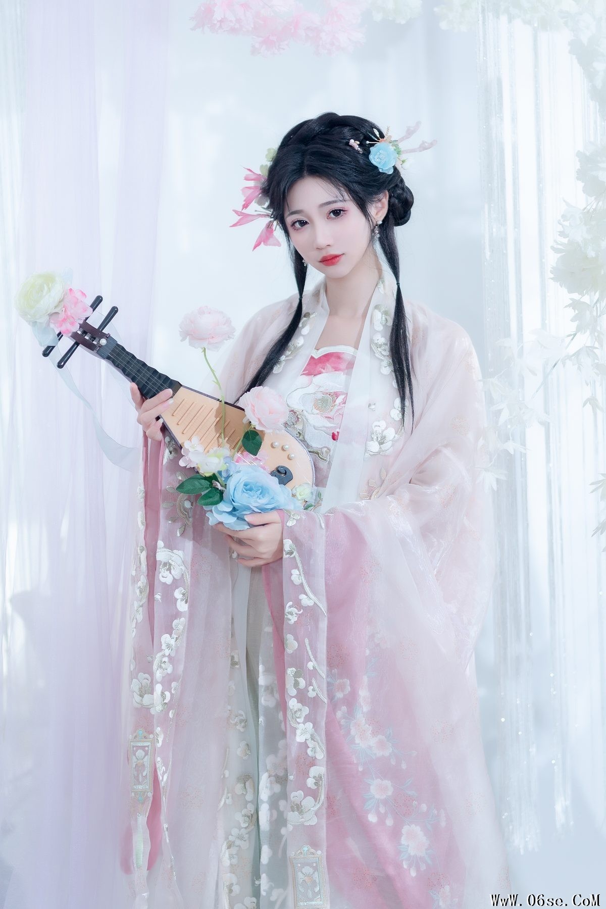 图片[8]-YiTuYu艺图语 Vol.6142 Qi Luo Sheng De Xiao Su Su[31P]-六色网