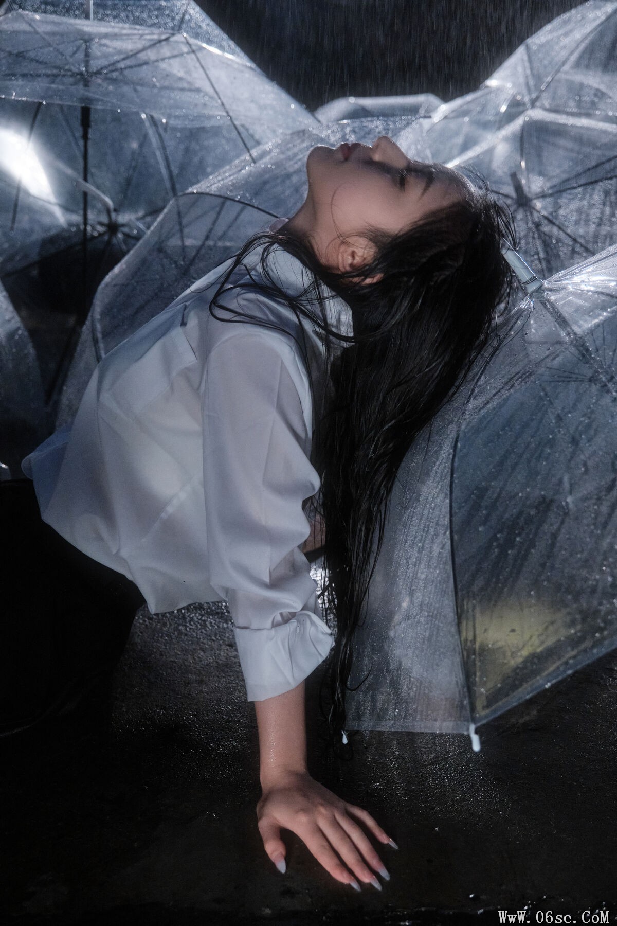 图片[13]-YiTuYu艺图语 Vol.7306 Min Zui Xiao Mo Xuan[25P]-六色网