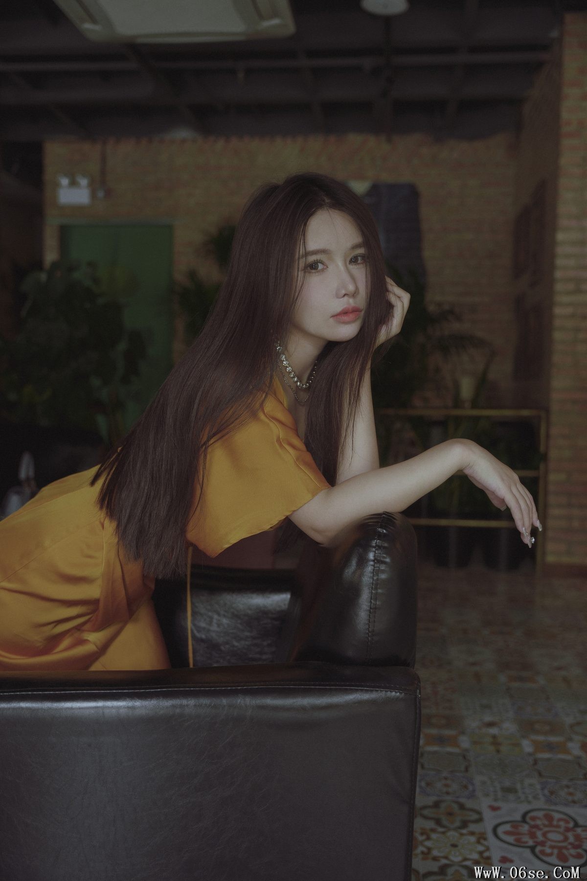 图片[21]-YiTuYu艺图语 Vol.5834 Han Han[24P]-六色网