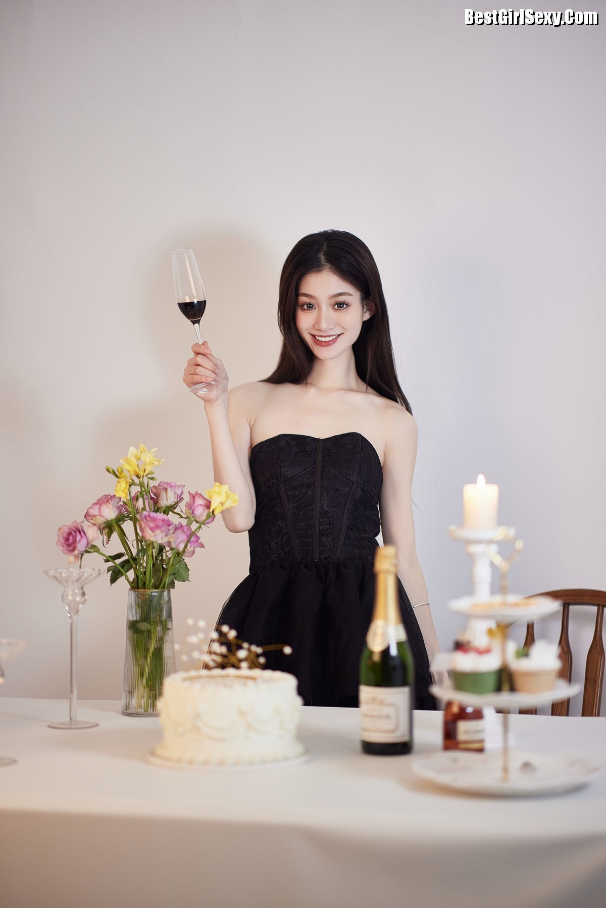 图片[26]-YiTuYu艺图语 Vol.4022 Xiao Duo Duo Yao Bao Fu[30P]-六色网