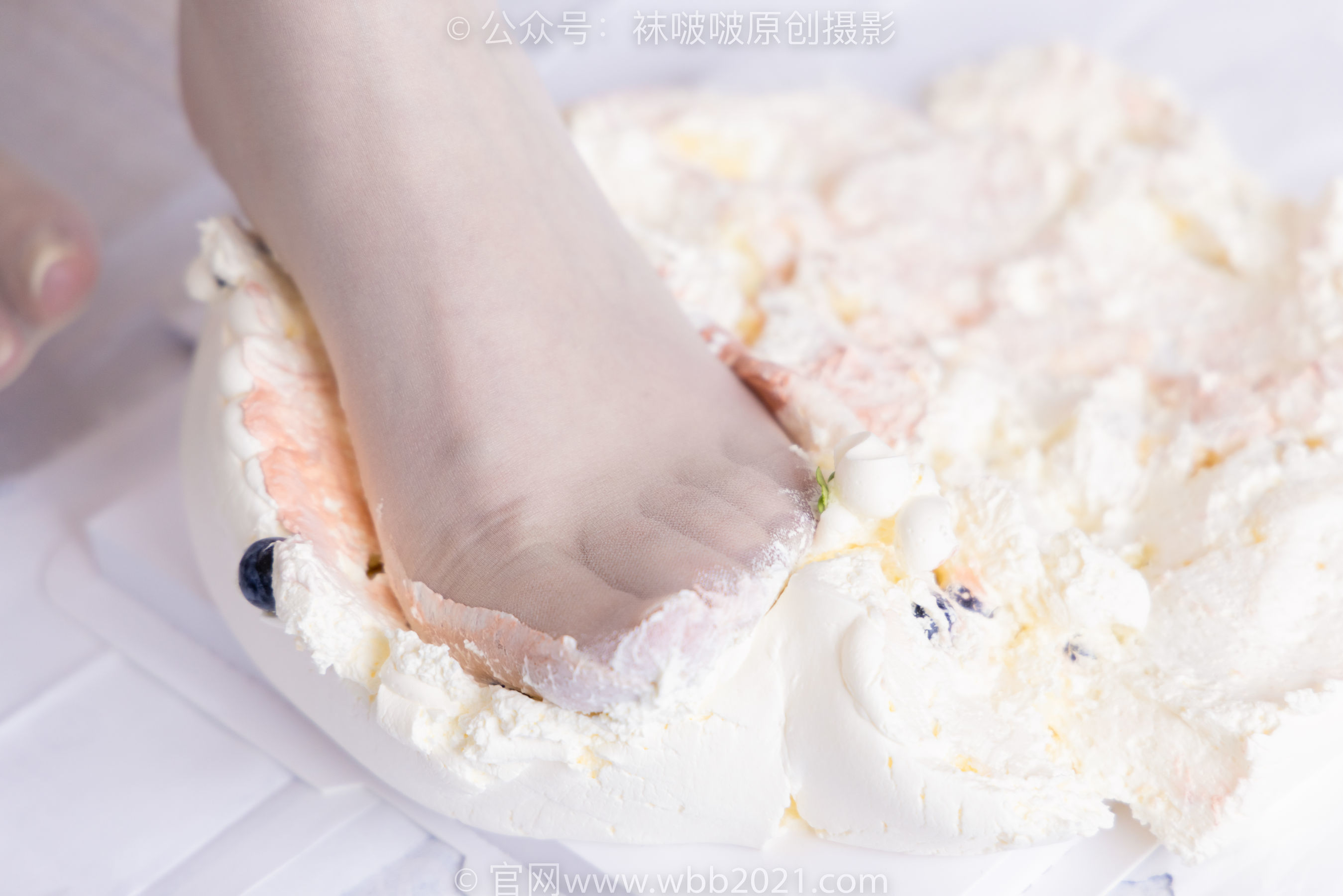 图片[144]-BoBoSocks袜啵啵 No.367 小甜豆 -高跟鞋、油亮白丝、丝袜踩奶油蛋糕[145P]-六色网