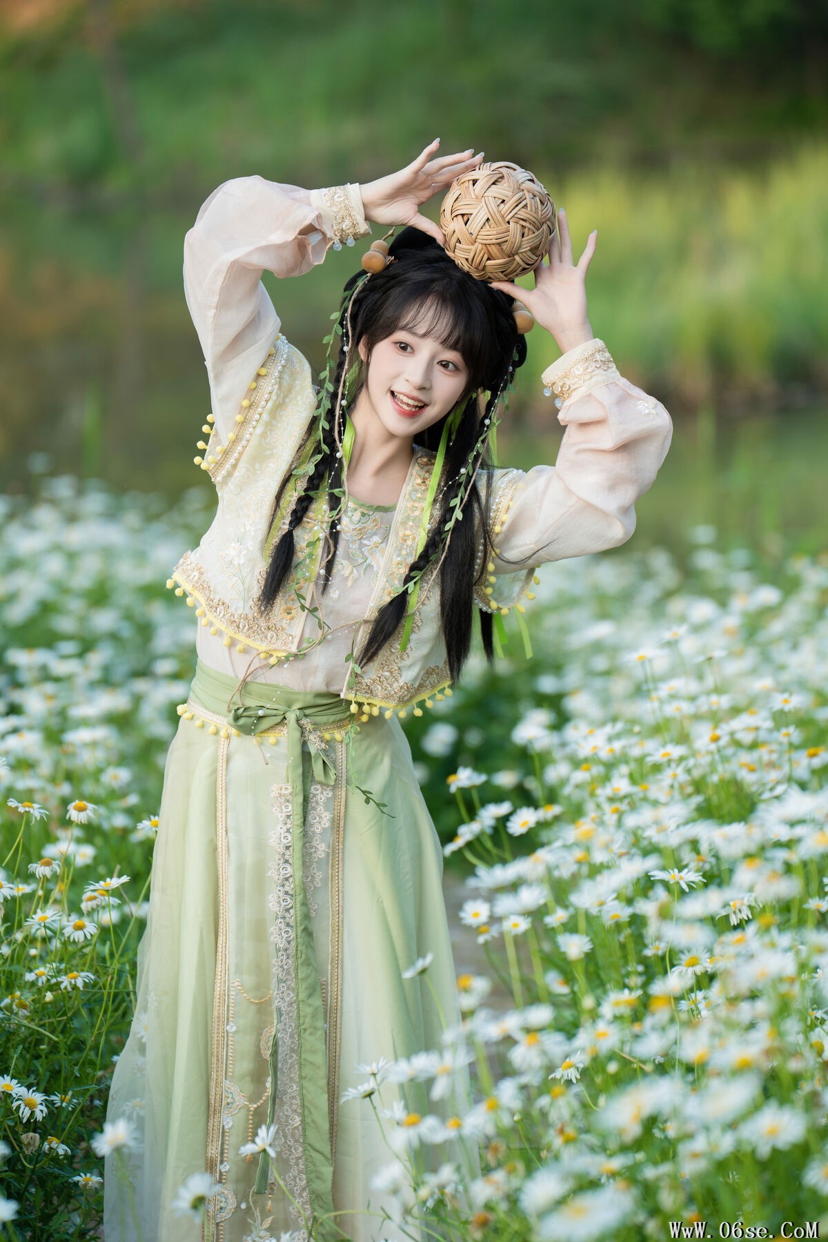图片[3]-YiTuYu艺图语 Vol.7299 Xia Yu Xiao Nian[25P]-六色网