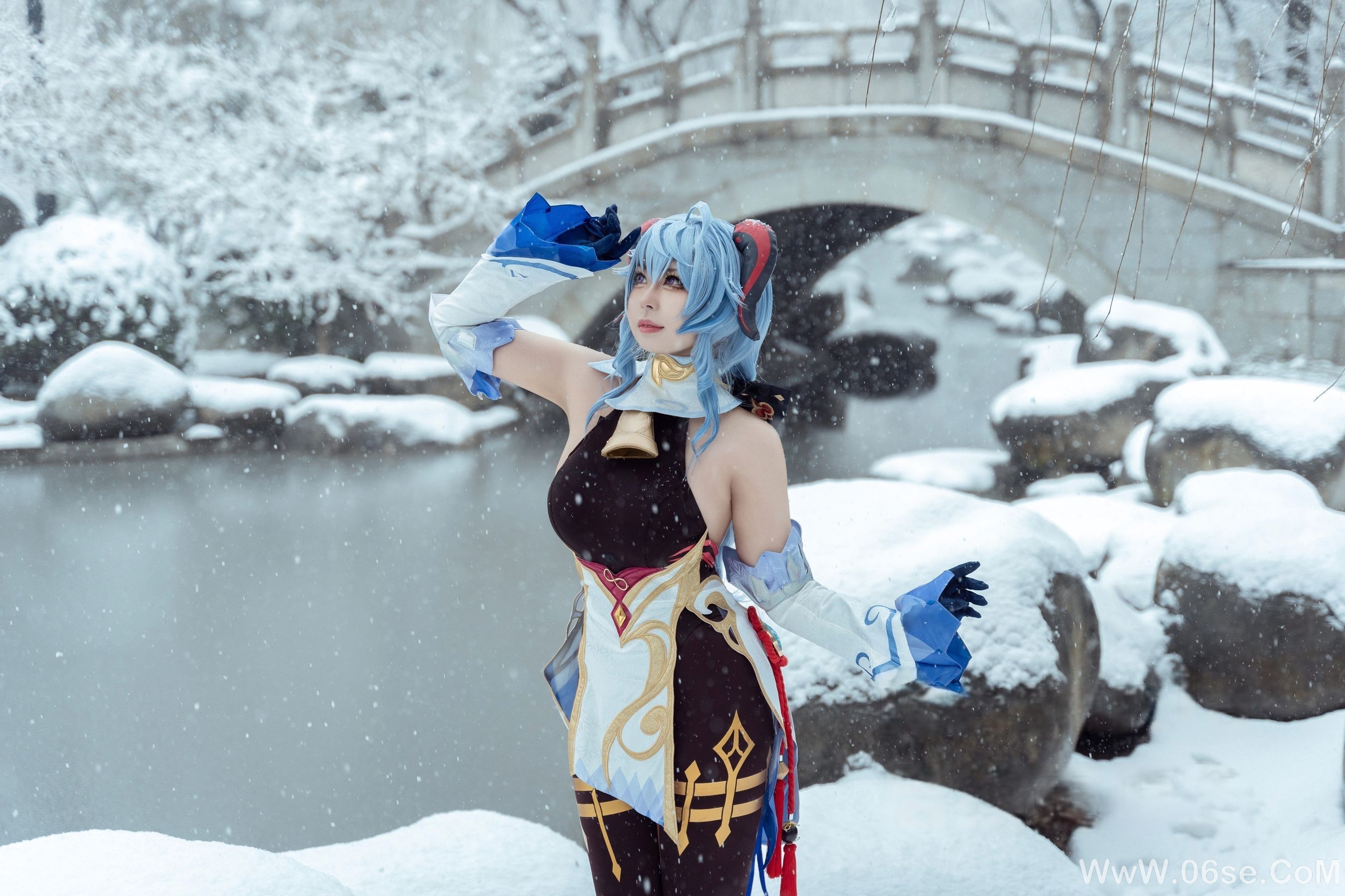 图片[32]-虎森森 – 原神 甘雨 雪景[42P]-六色网