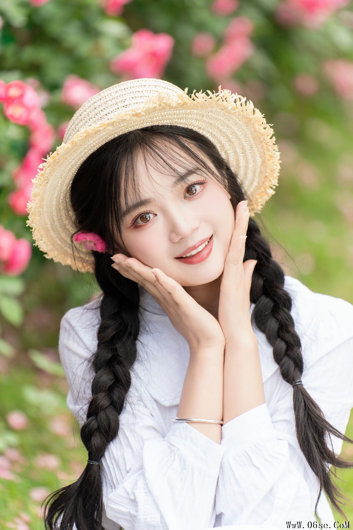 图片[21]-YiTuYu艺图语 Vol.7037 Xiao Ou O[23P]-六色网