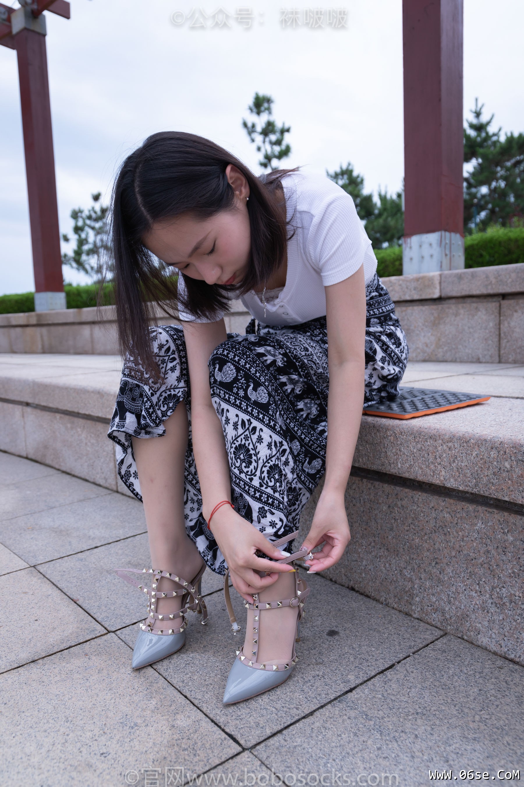图片[135]-BoBoSocks袜啵啵 No.014 思思-华伦天奴高跟鞋、肉丝[140P]-六色网