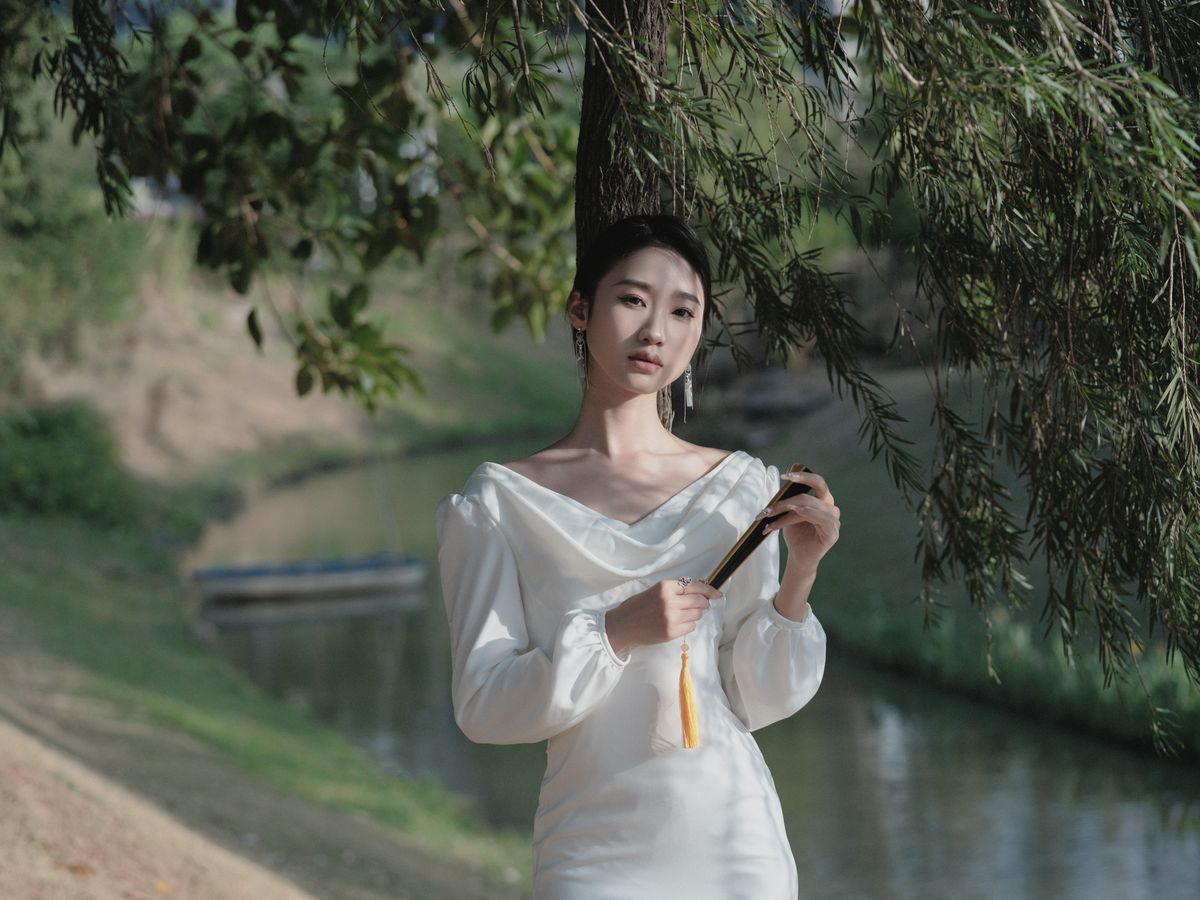 图片[22]-YiTuYu艺图语 Vol.3251 Likeu[47P]-六色网