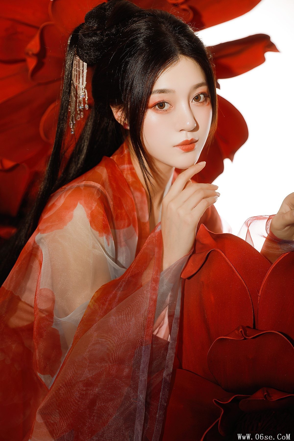 YiTuYu艺图语 Vol.3411 Xiao Lou[32P]-六色网