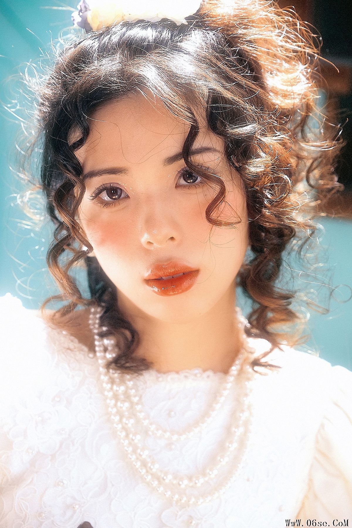 YiTuYu艺图语 Vol.3180 Yi Zhi Qian Qian[32P]-六色网