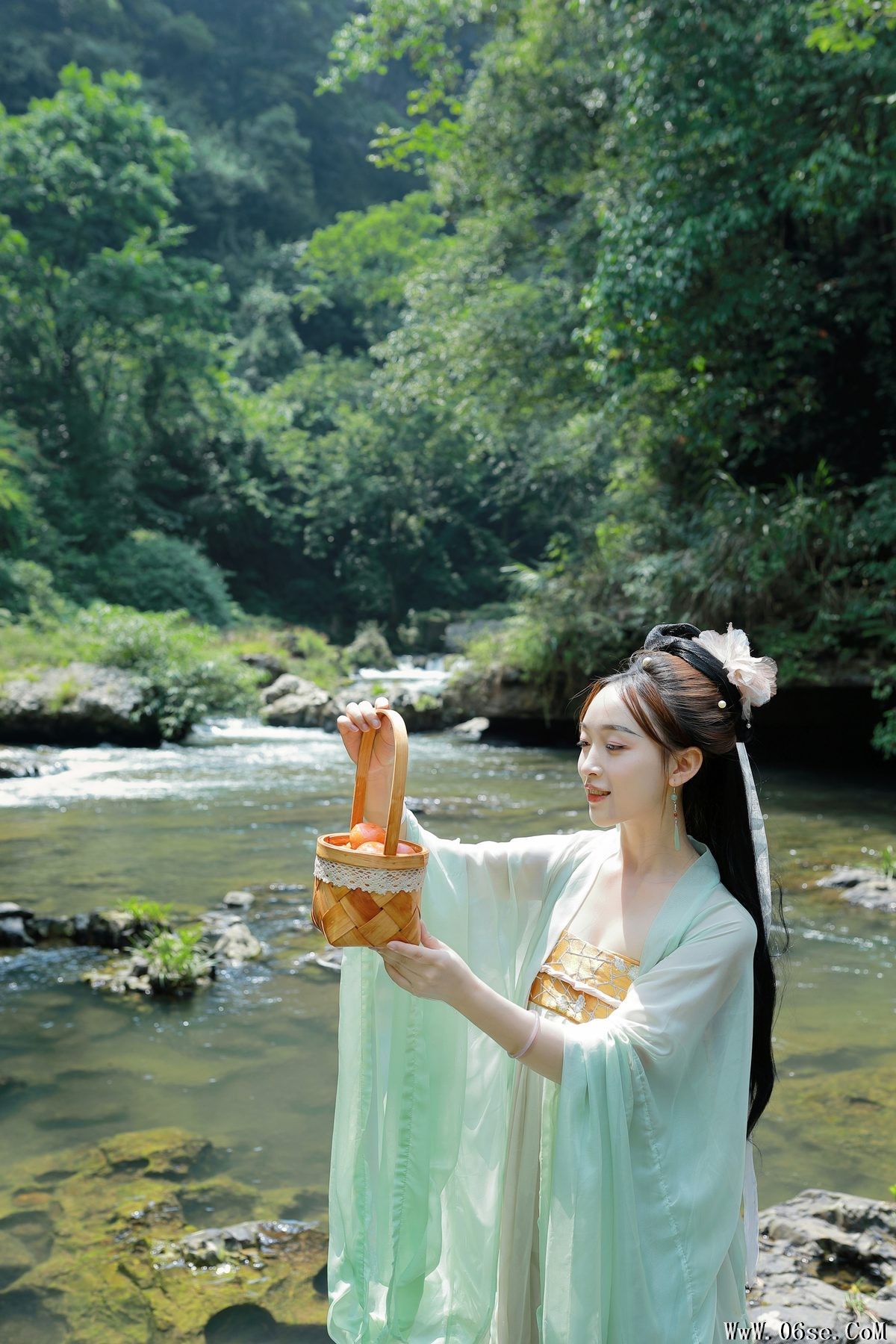 图片[9]-YiTuYu艺图语 Vol.5233 Yu Yan[38P]-六色网