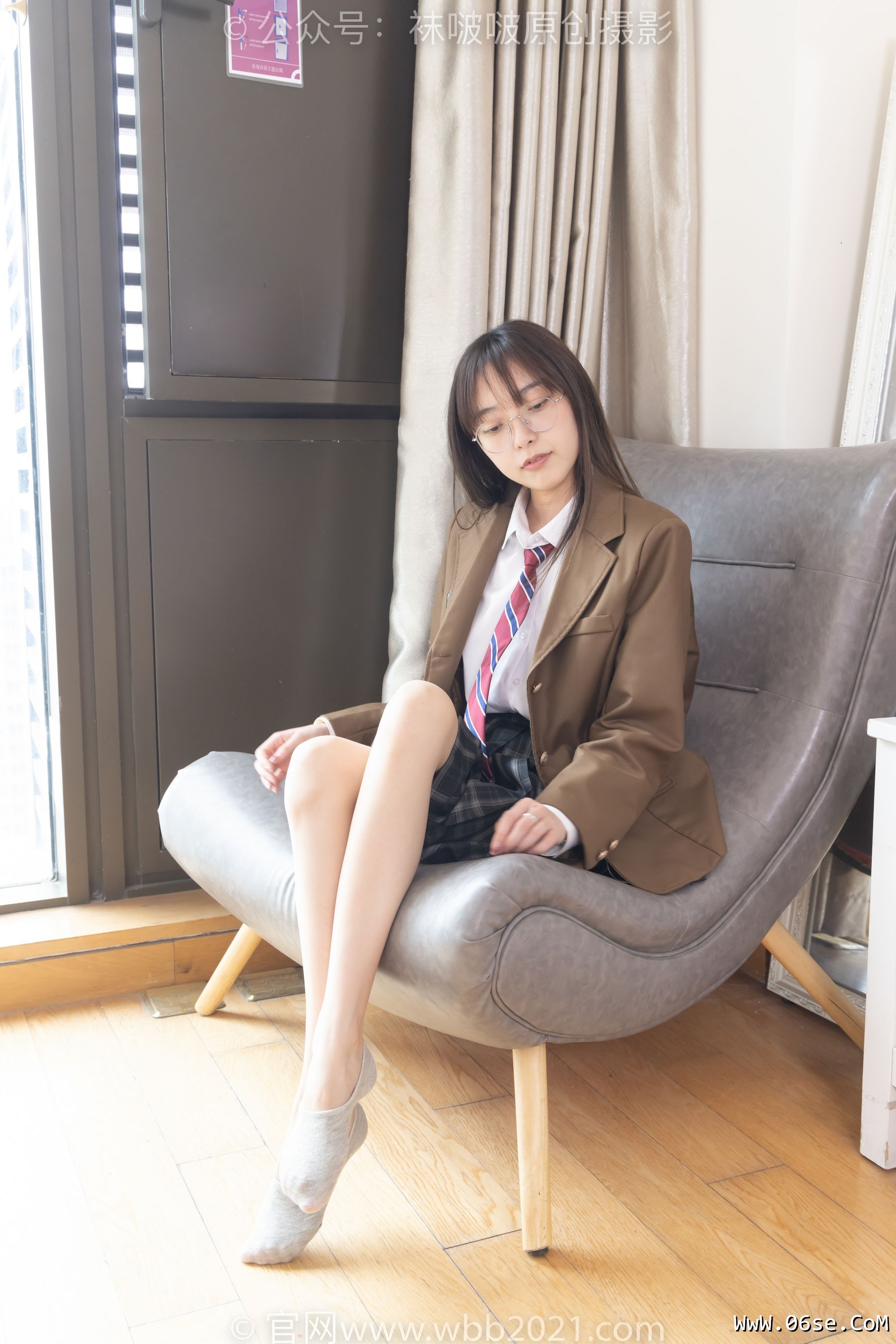 图片[110]-BoBoSocks袜啵啵 No.370 稚予 -板鞋、白棉袜、灰色棉船袜[140P]-六色网