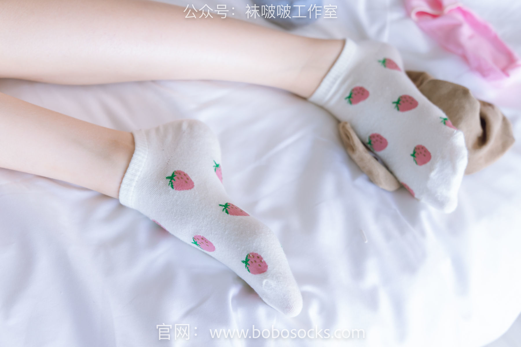 图片[91]-BoBoSocks袜啵啵 No.127 稚予-麦昆板鞋、两双自然穿旧棉袜、裸足[139P]-六色网